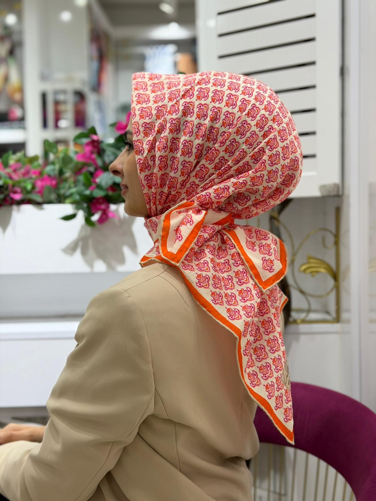 La Boutique Yeni Sezon Desenli Güz Yaz Serinliği Eşarp 02