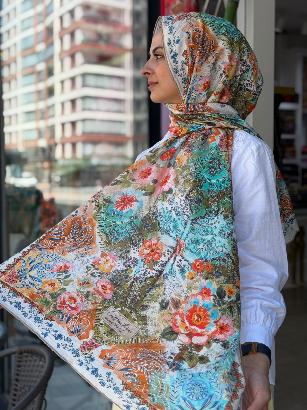 La Boutique Yeni Sezon Desenli Güz Yaz Serinliği Şal 01