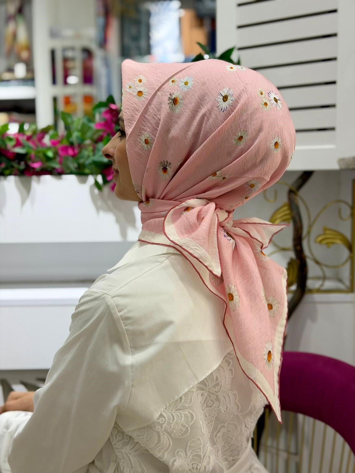 La Boutique Yeni Sezon Desenli Güz Yaz Serinliği Eşarp 02