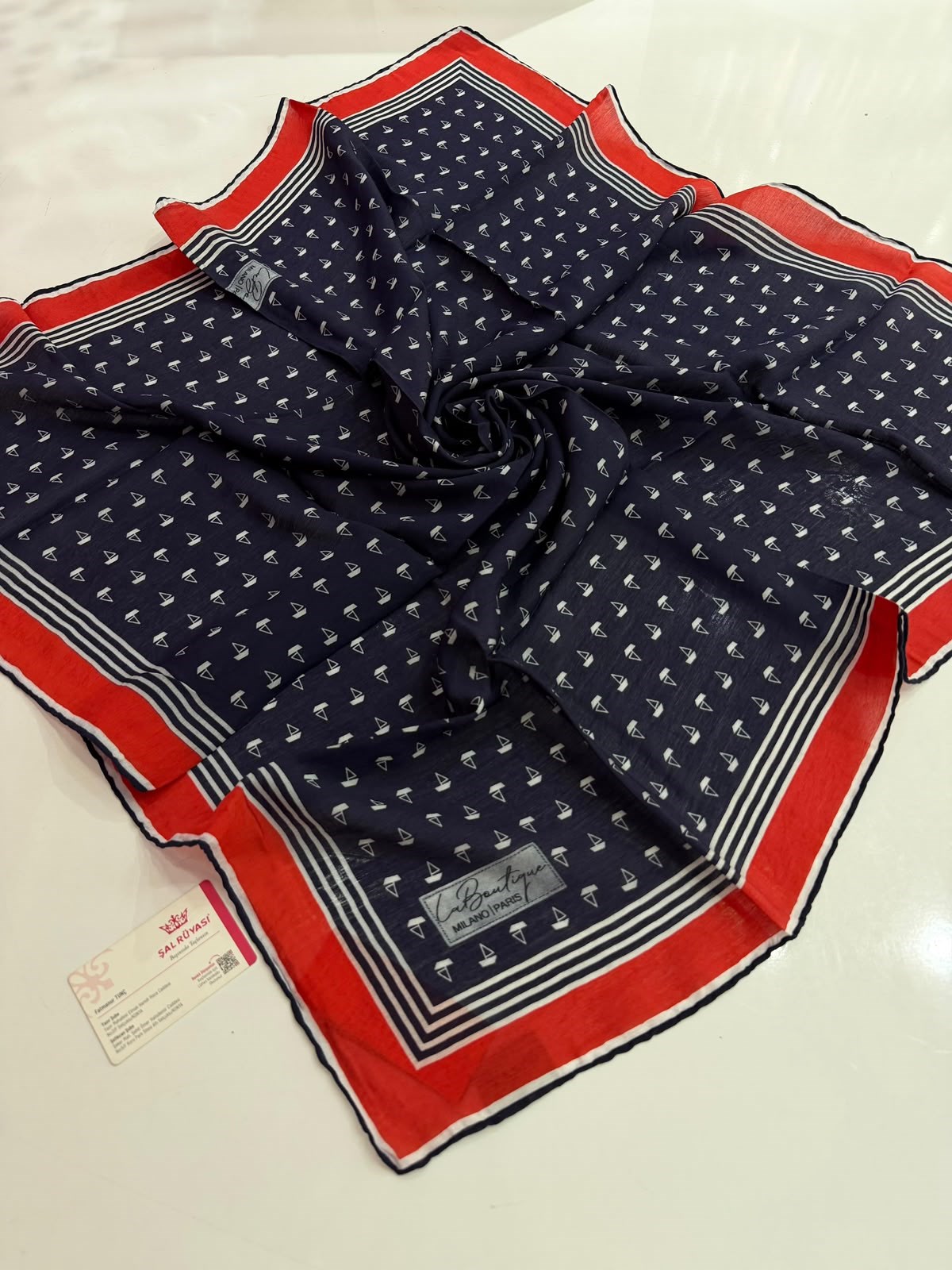 La Boutique Yeni Sezon Desenli Güz Yaz Serinliği Eşarp 04