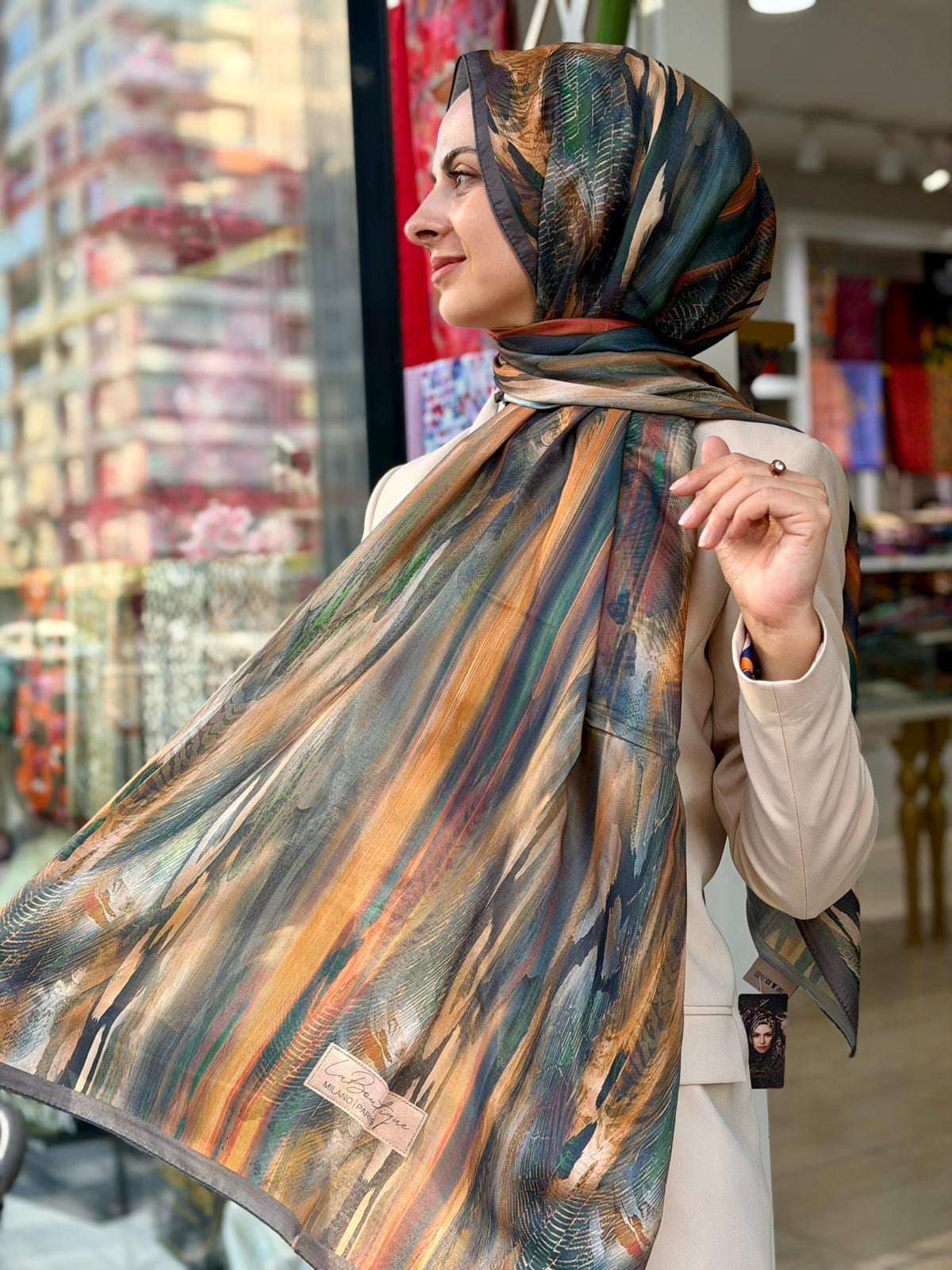 La Boutique Yeni Sezon Desenli Özel Seri Şal 02