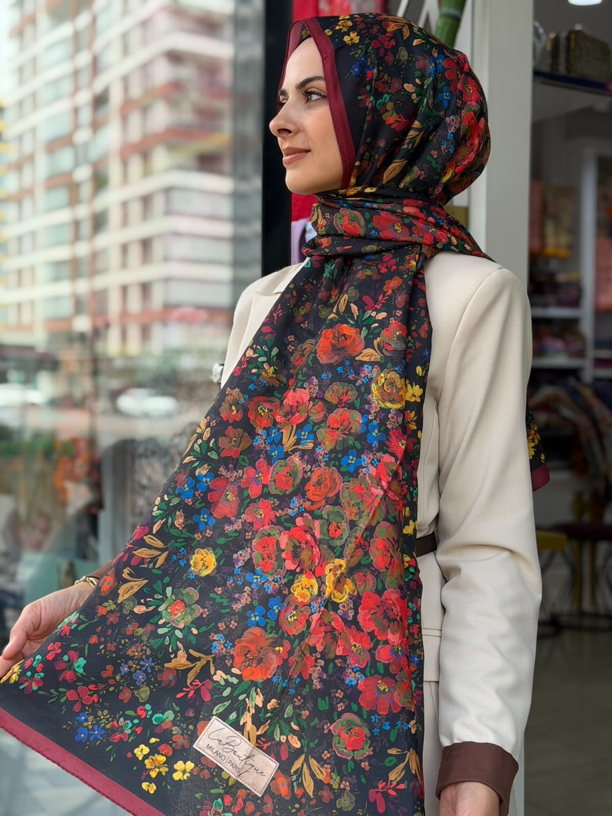 La Boutique Yeni Sezon Desenli Özel Seri Şal 05