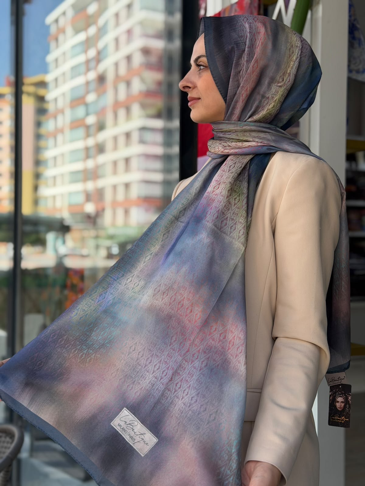 La Boutique Yeni Sezon Desenli Özel Seri Şal 01