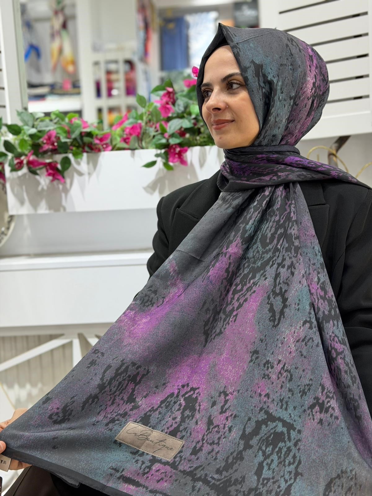 La Boutique Yeni Sezon Özel Seri Şal 2108-03