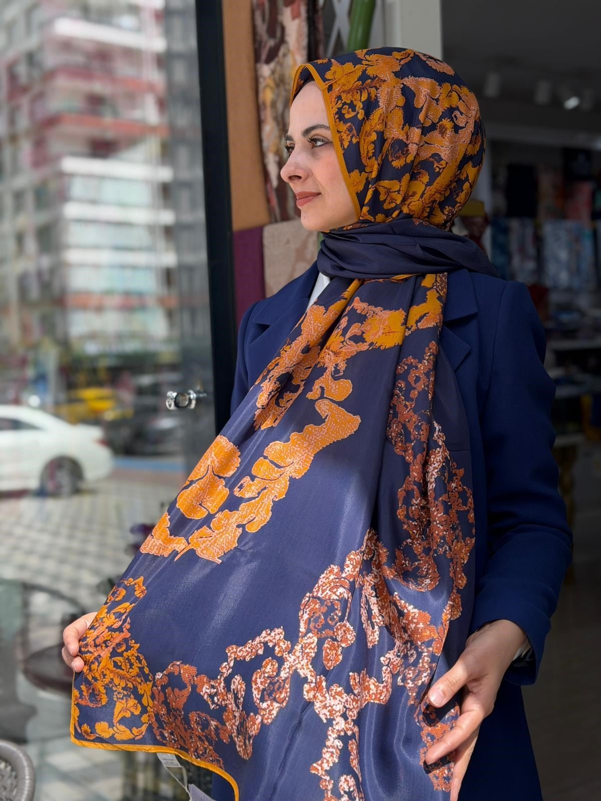 Maisa Sedef Floş Fiskon Şal Koyu Mavi Rengi