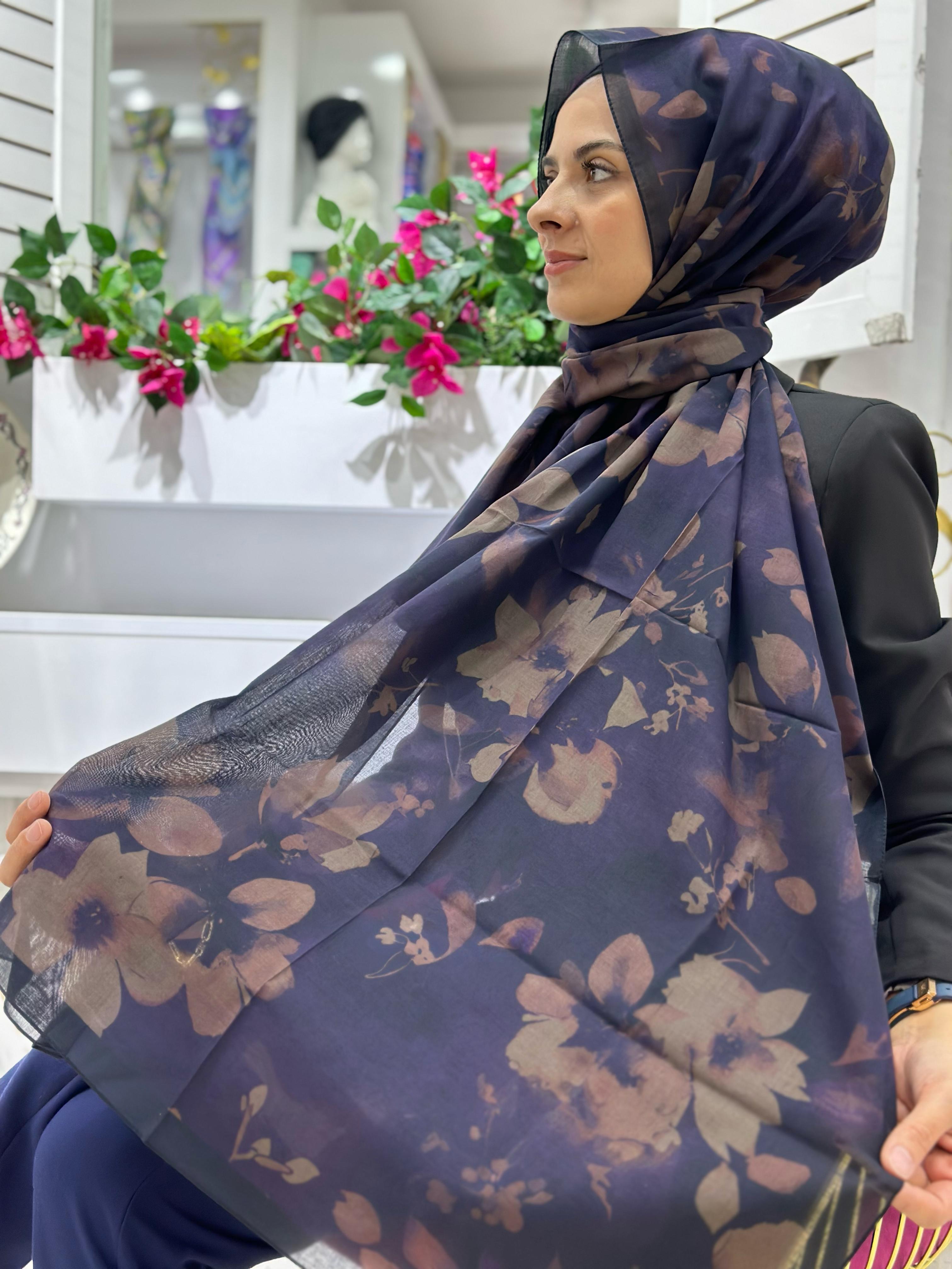 Silk Home Desenli Şal Lacivert-Krem Rengi