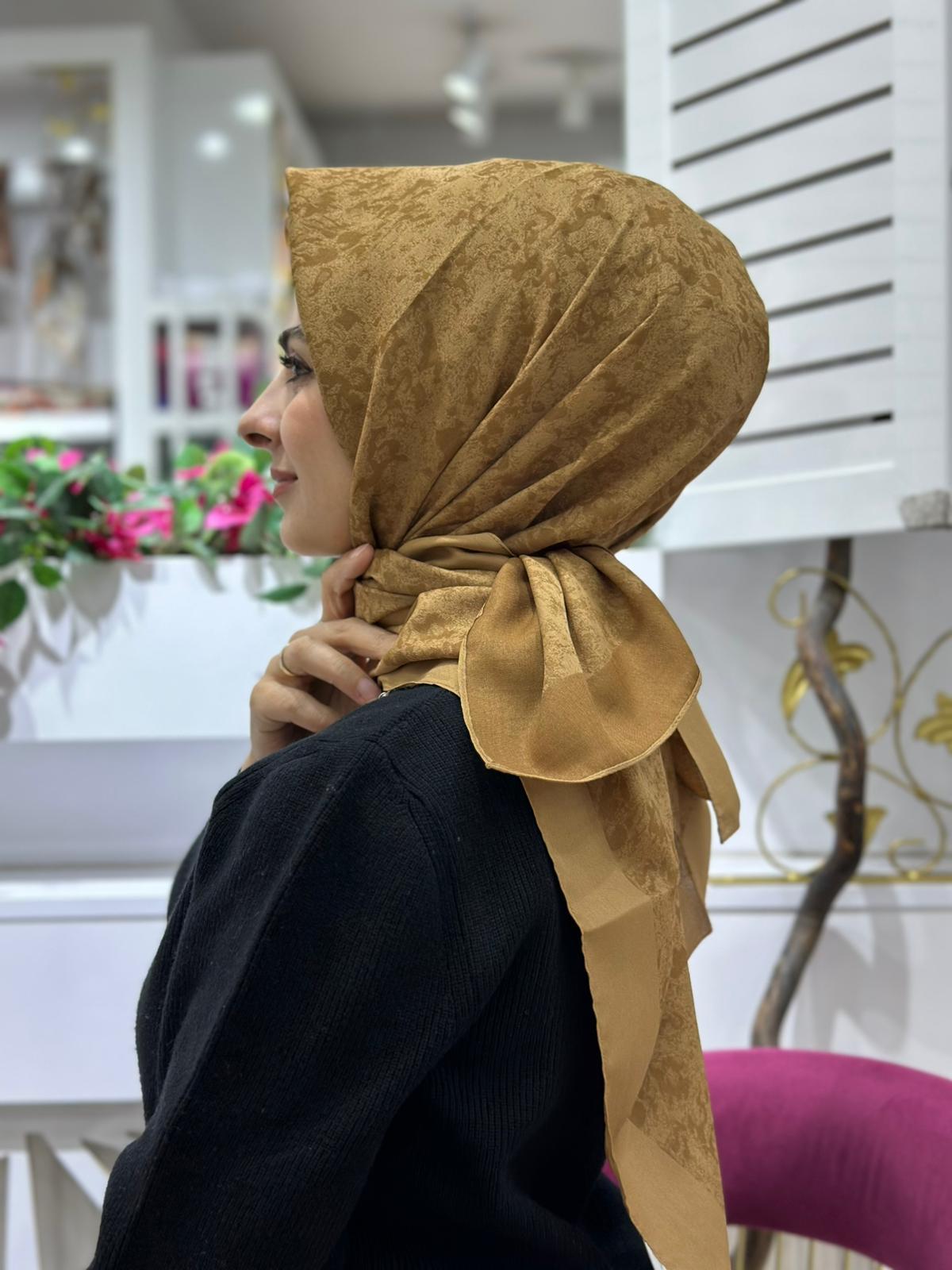 Silvia Bulutlu Desen Nescafe Rengi