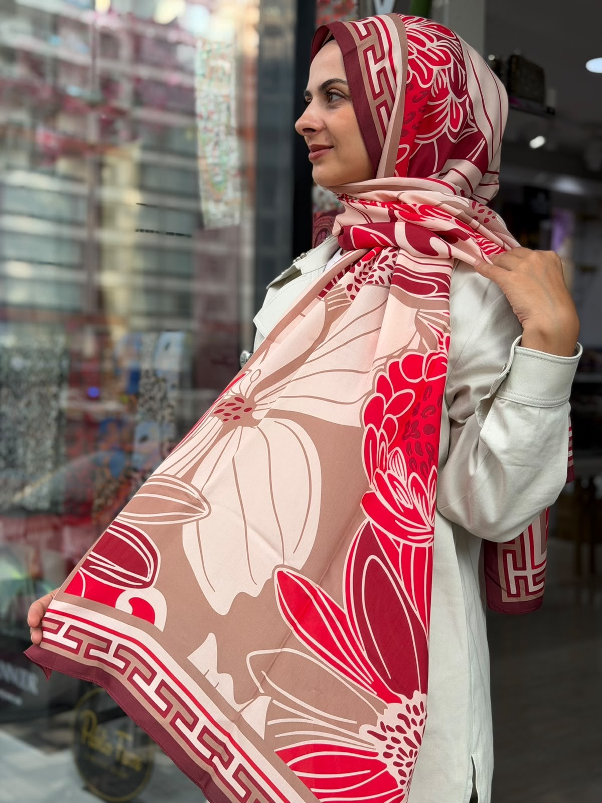 Sisley Desenli Floş Viskon Şal 08