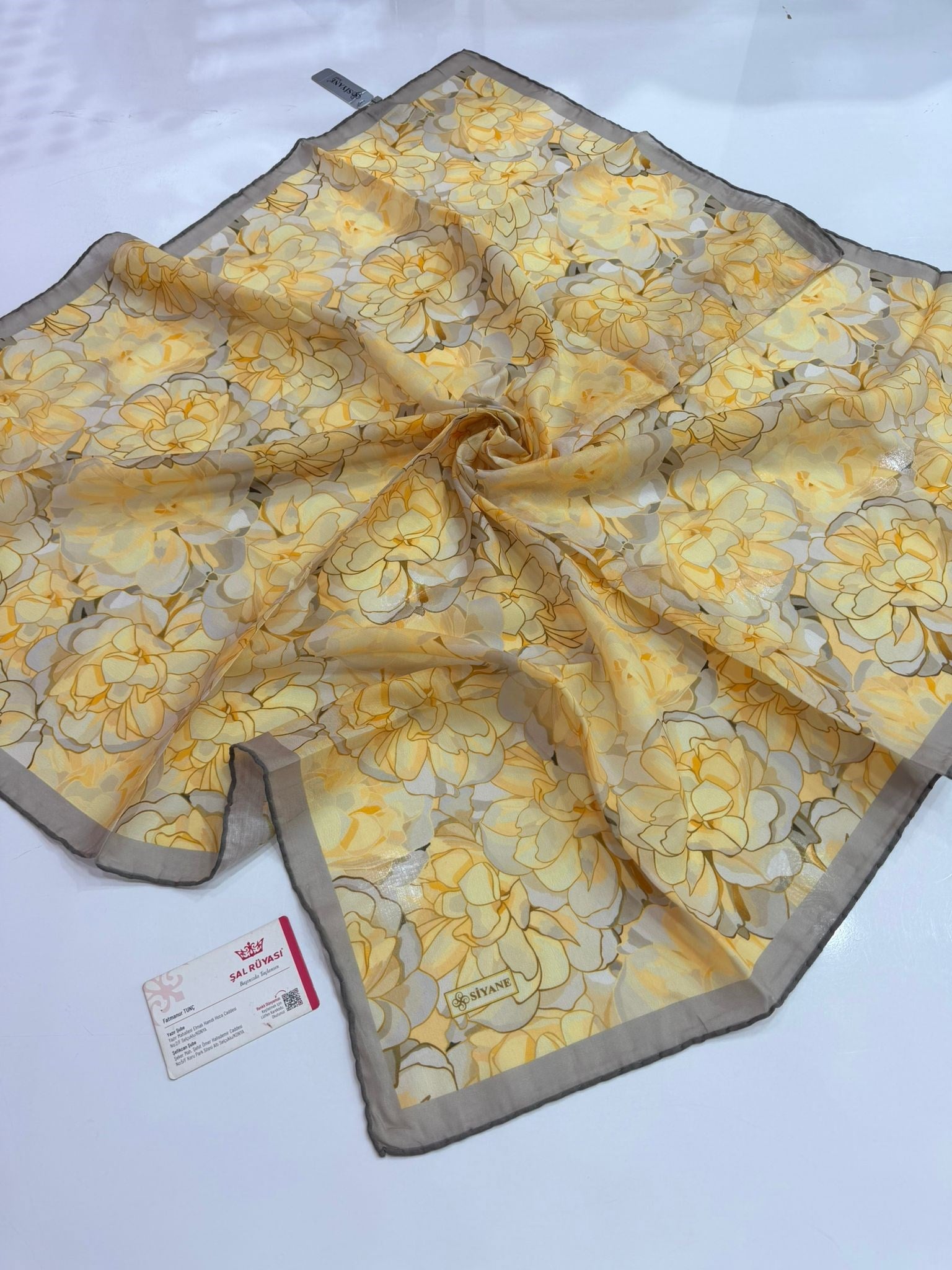 Siyane Desenli Natural Eşarp 04