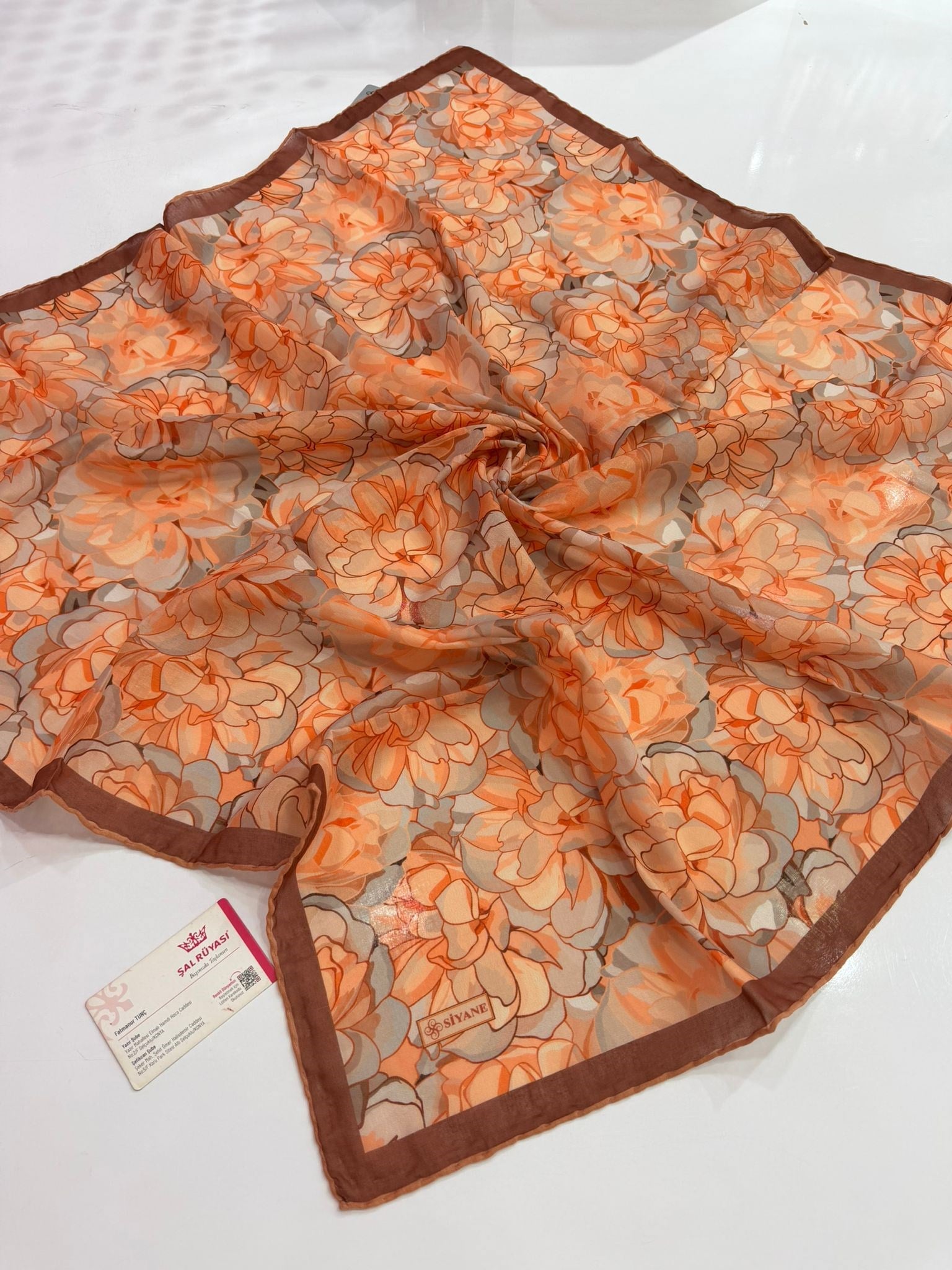 Siyane Desenli Natural Eşarp 10