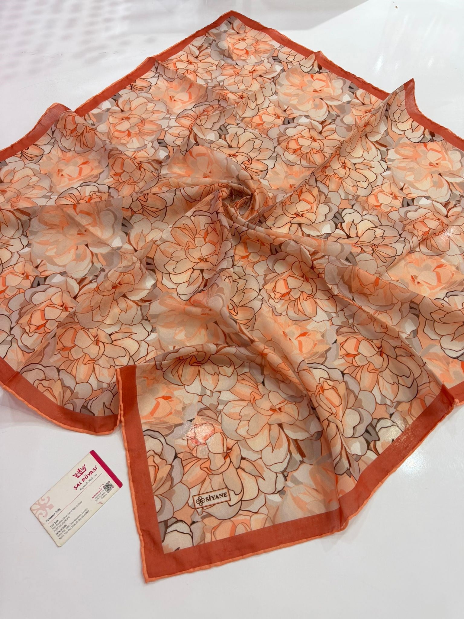 Siyane Desenli Natural Eşarp 17