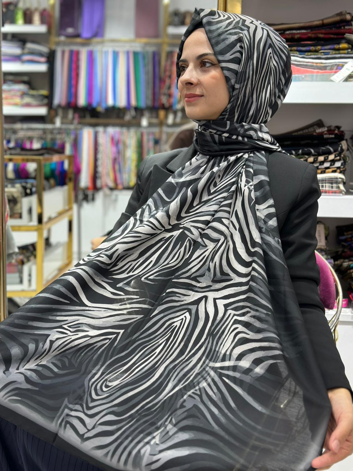 Siyane Desenli Pamuk Şal 08
