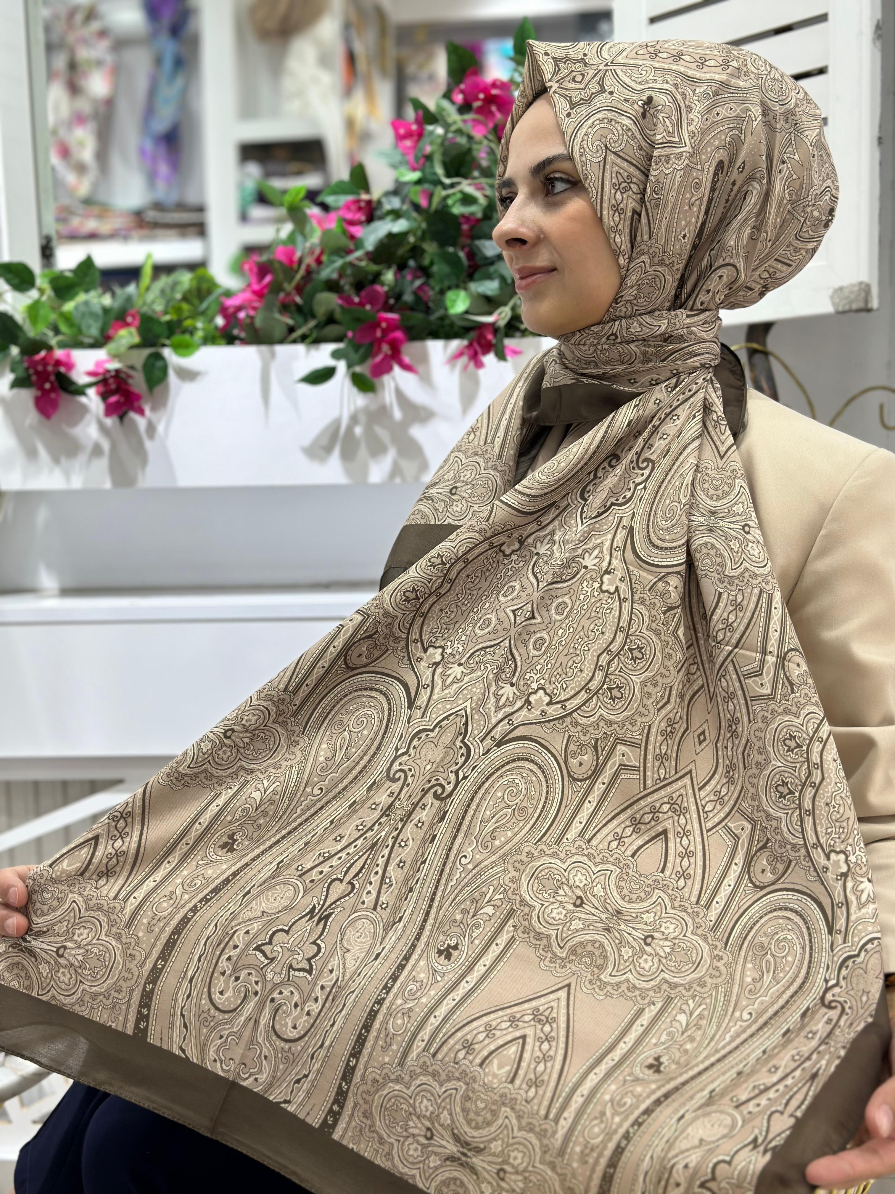 Siyane Desenli Pamuklu Şal Bej Rengi