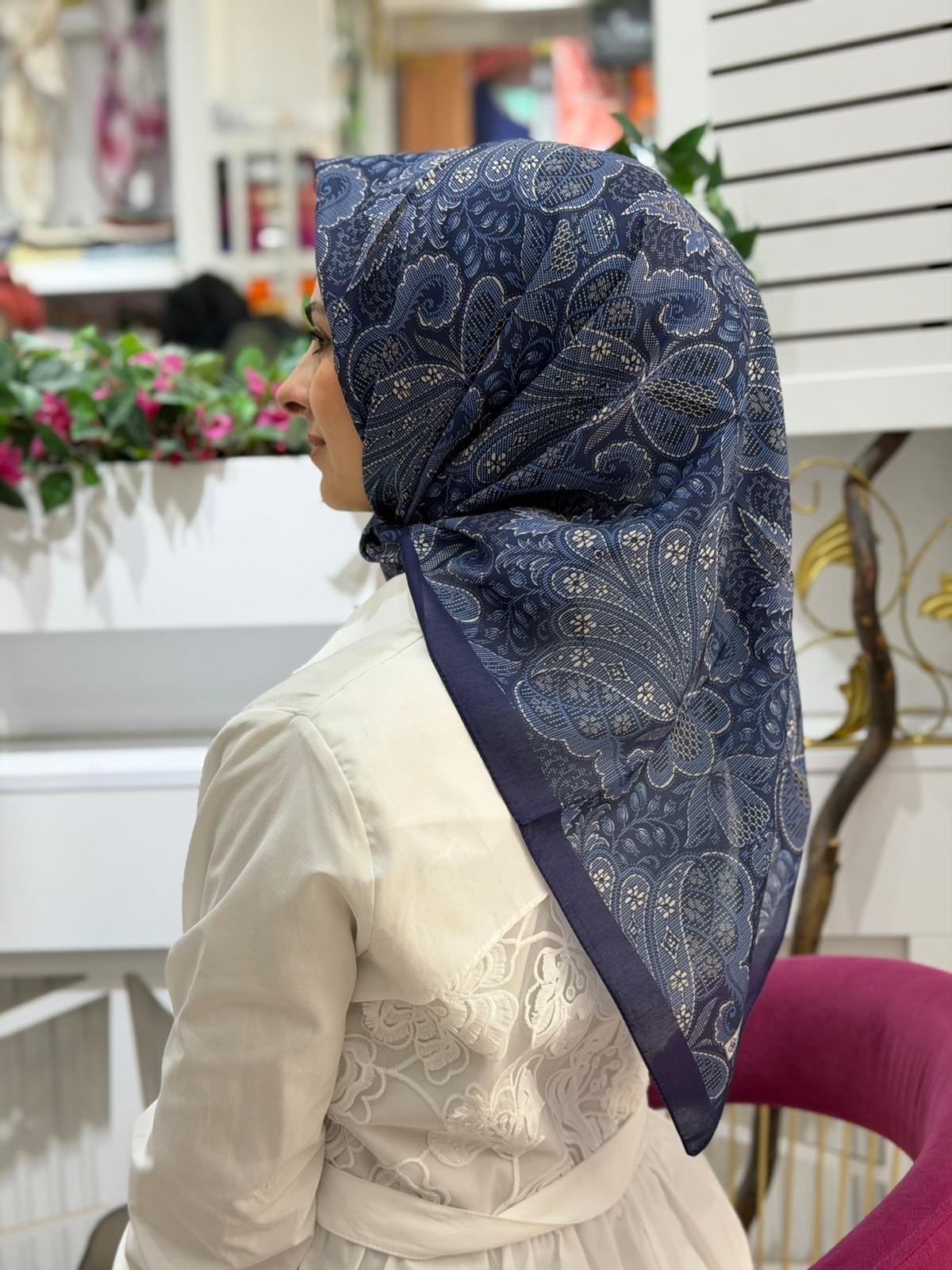 Siyane Desenli Soft Nakışlı Eşarp 05