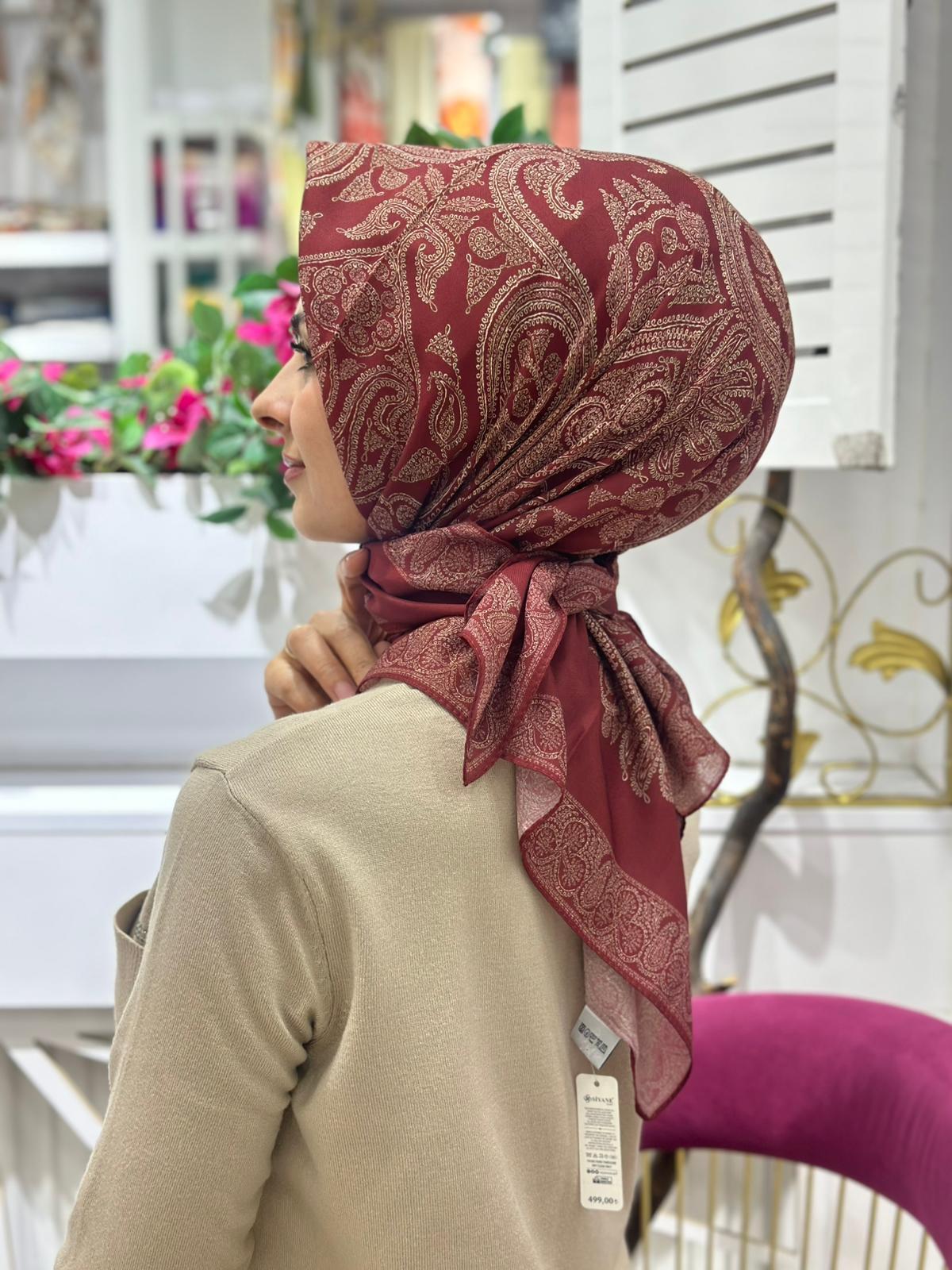 Siyane Motif Desenli Eşarp 19