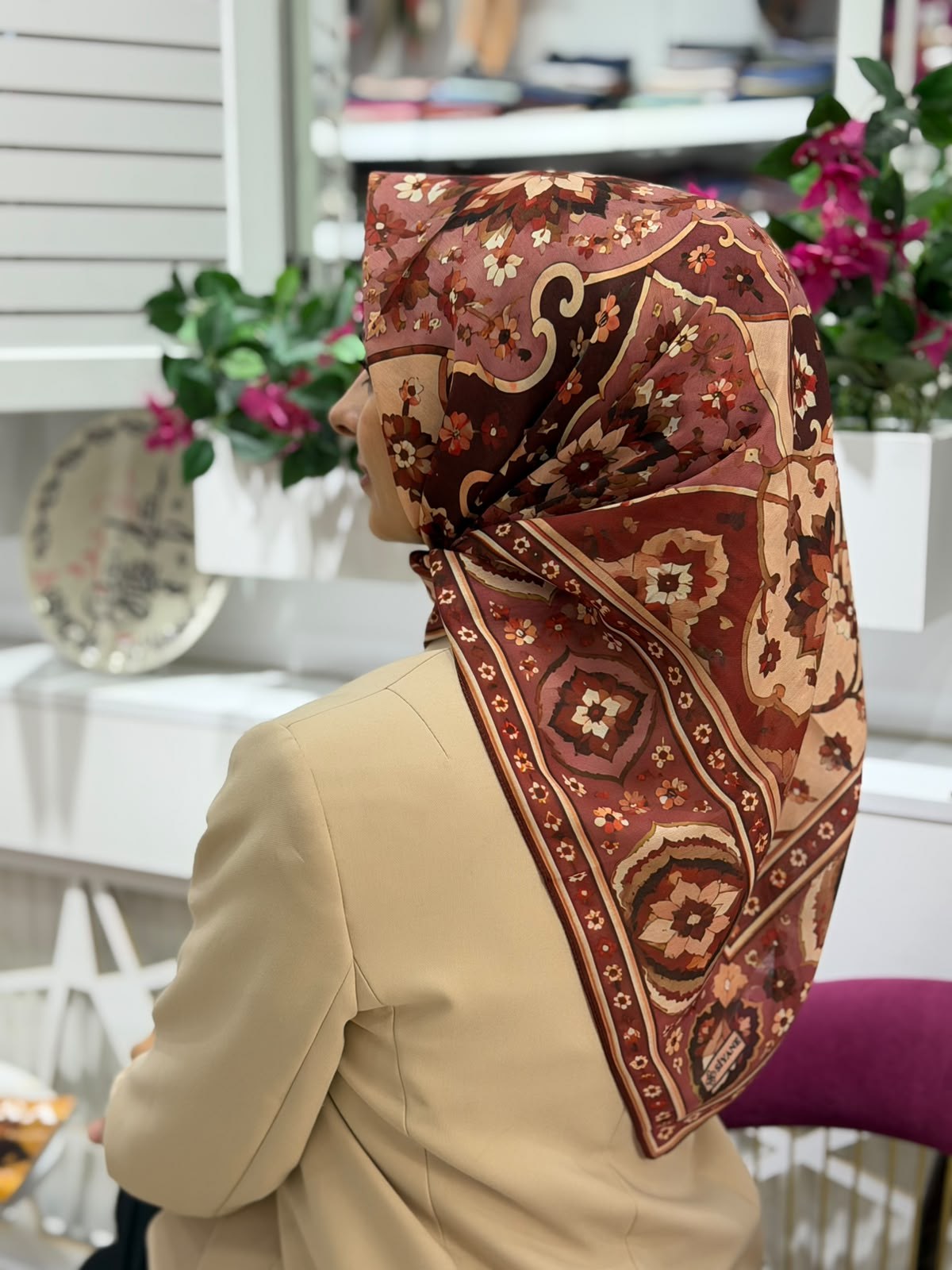 Siyane Nakkaş Desen Eşarp 11