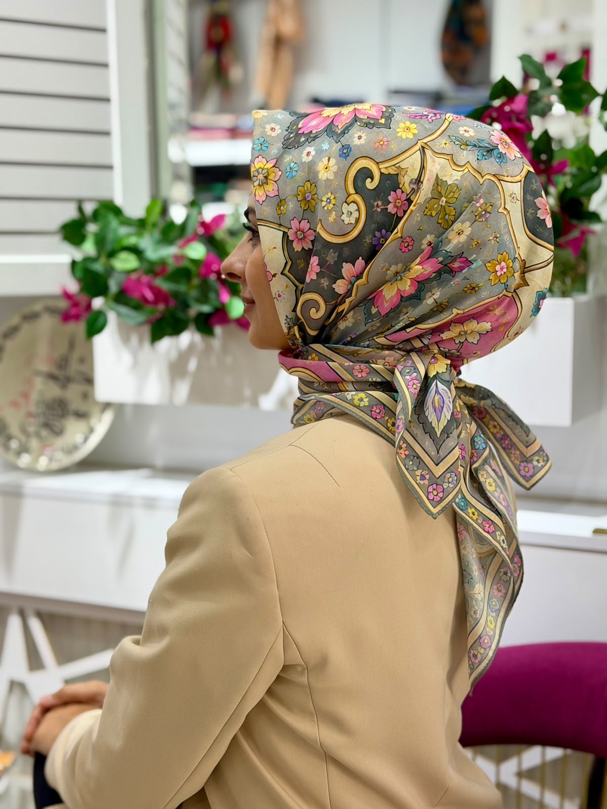 Siyane Nakkaş Desen Eşarp 13