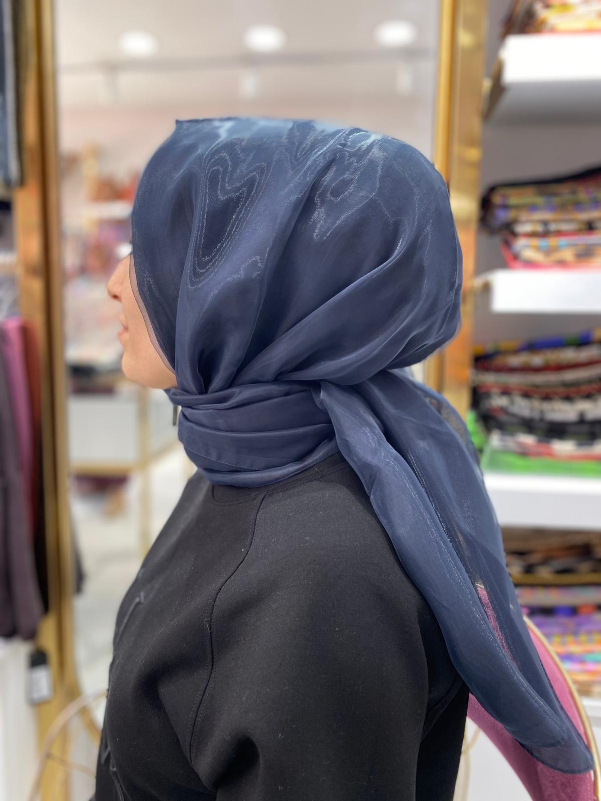 Siyane Tül Şal Koyu Lacivert Rengi