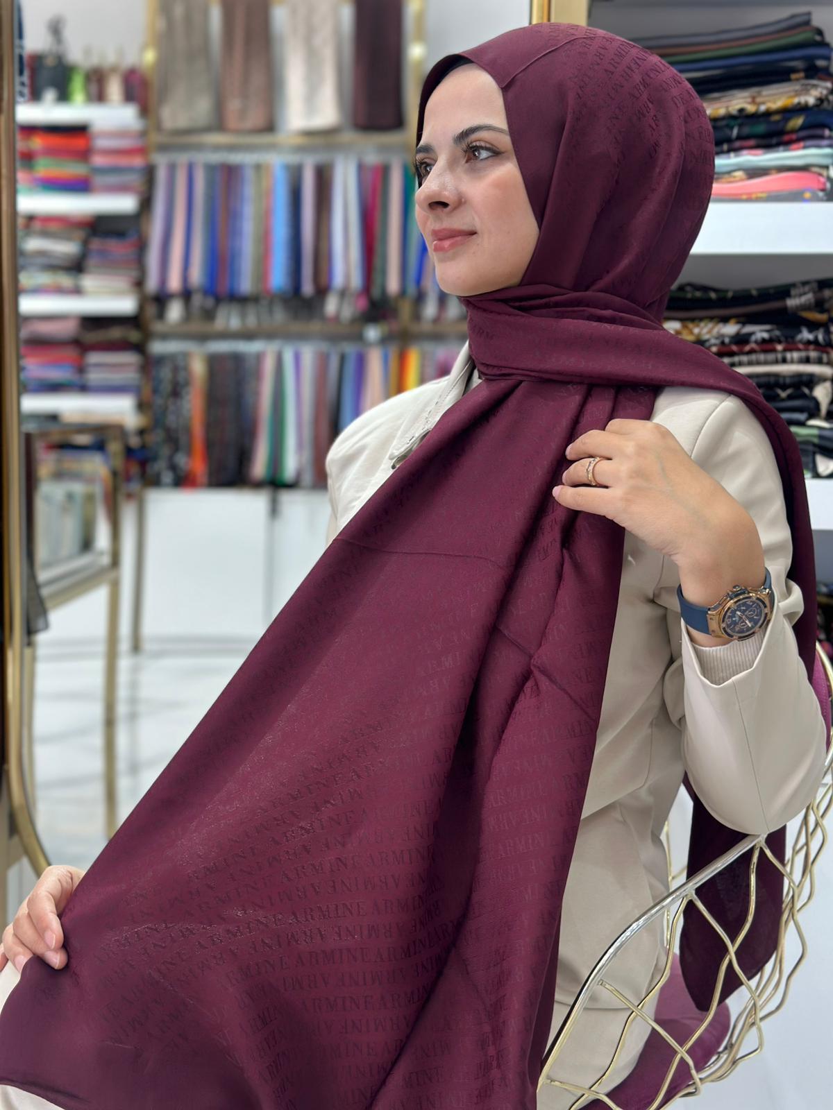 Armine İmza Serisi Koyu Bordo Rengi