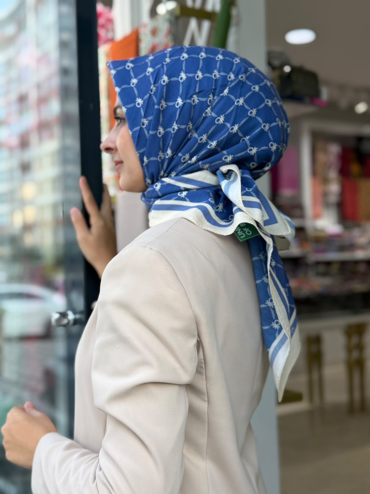 Benetton Desenli Eşarp