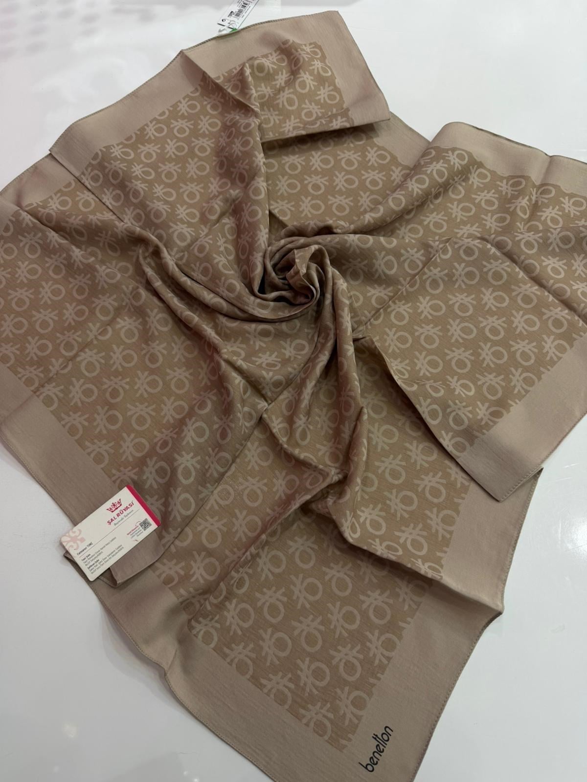 Benetton Monogram Elegante Eşarp 09