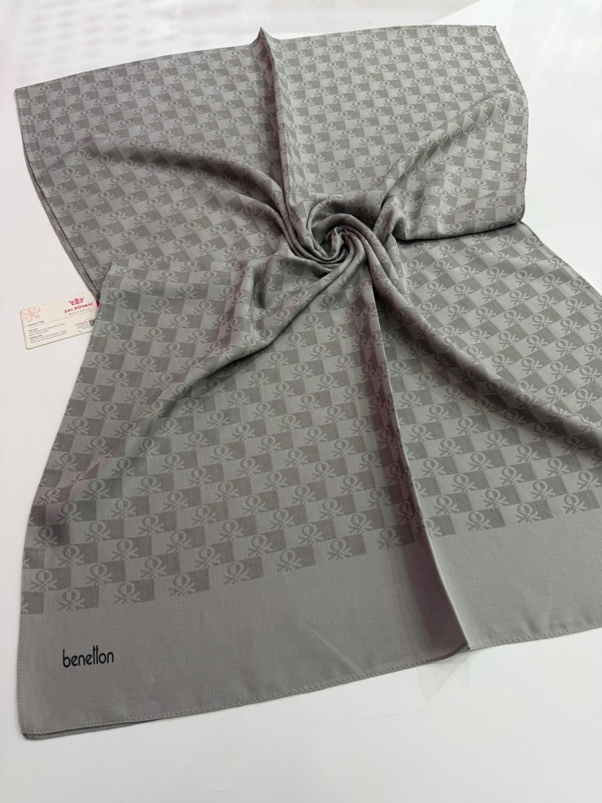 Benetton Monogram Elegante Şal Yeni Gri Rengi