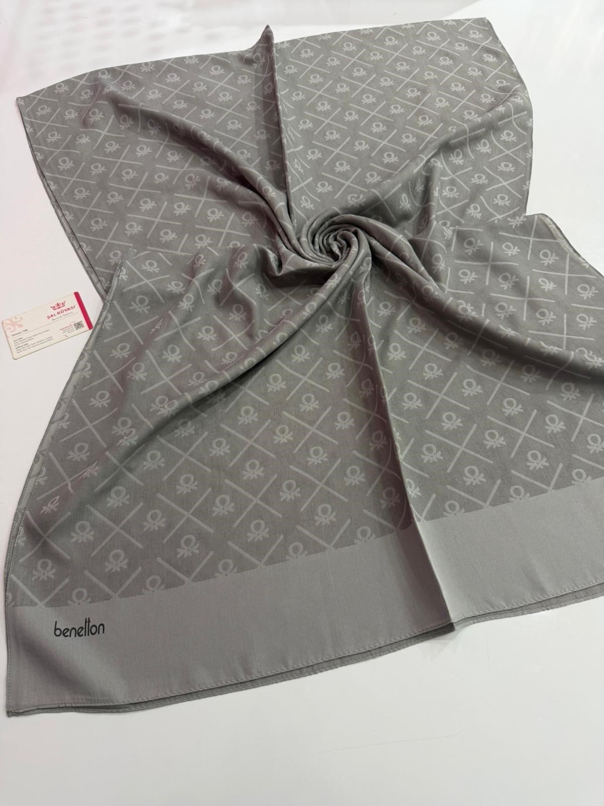 Benetton Monogram Elegante Şal Yeni Gri Rengi