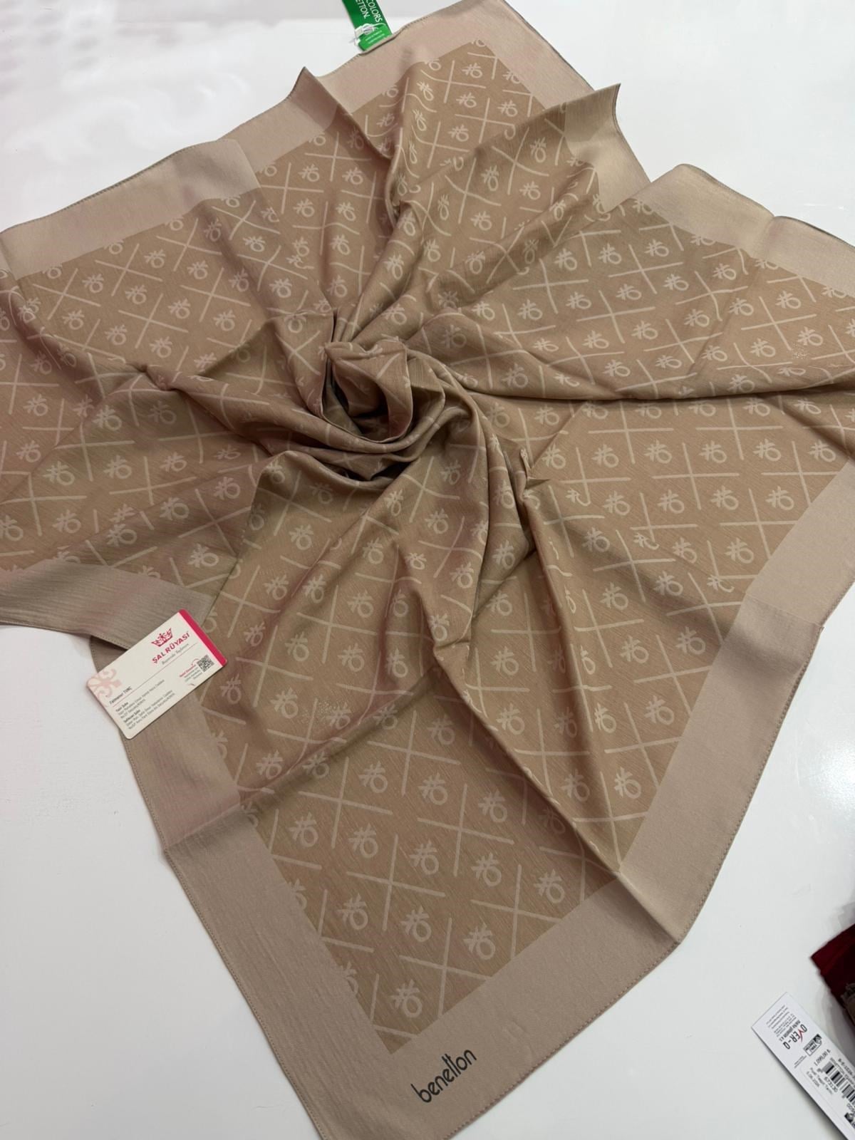 Benetton Monogram Elegante Vizon Rengi