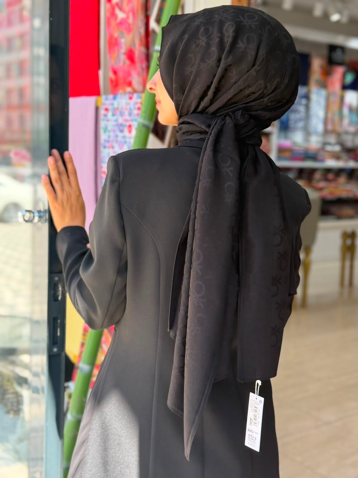 Benetton Naia Şal Siyah Rengi