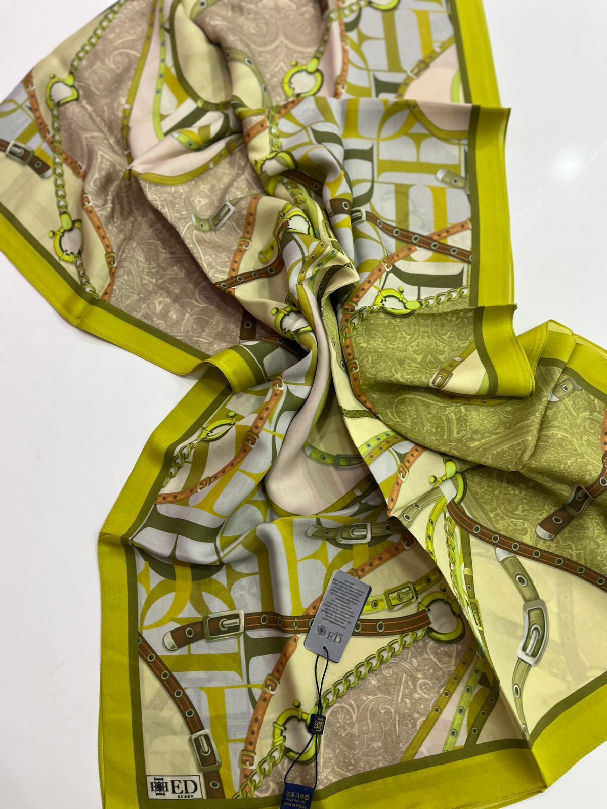 Ed Scarf Desenli Floş Şal 03