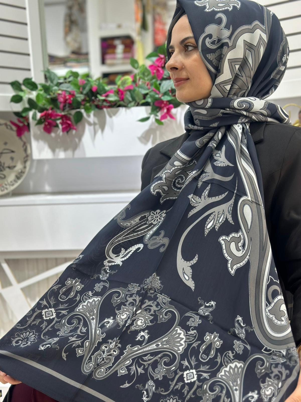 Ed Scarf Desenli Floş Viskon Şal 02