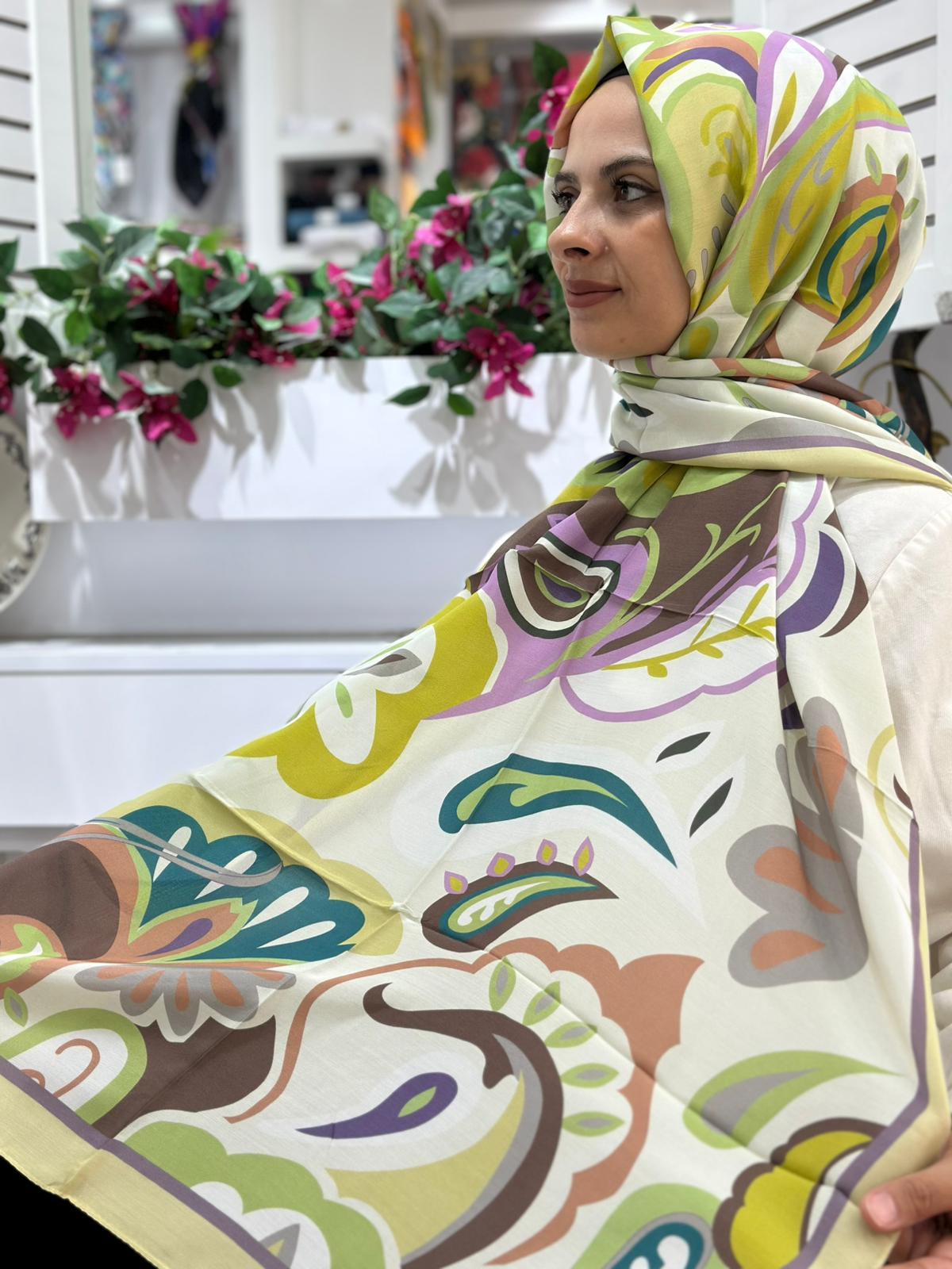 Ed Scarf Desenli Floş Viskon Şal 03