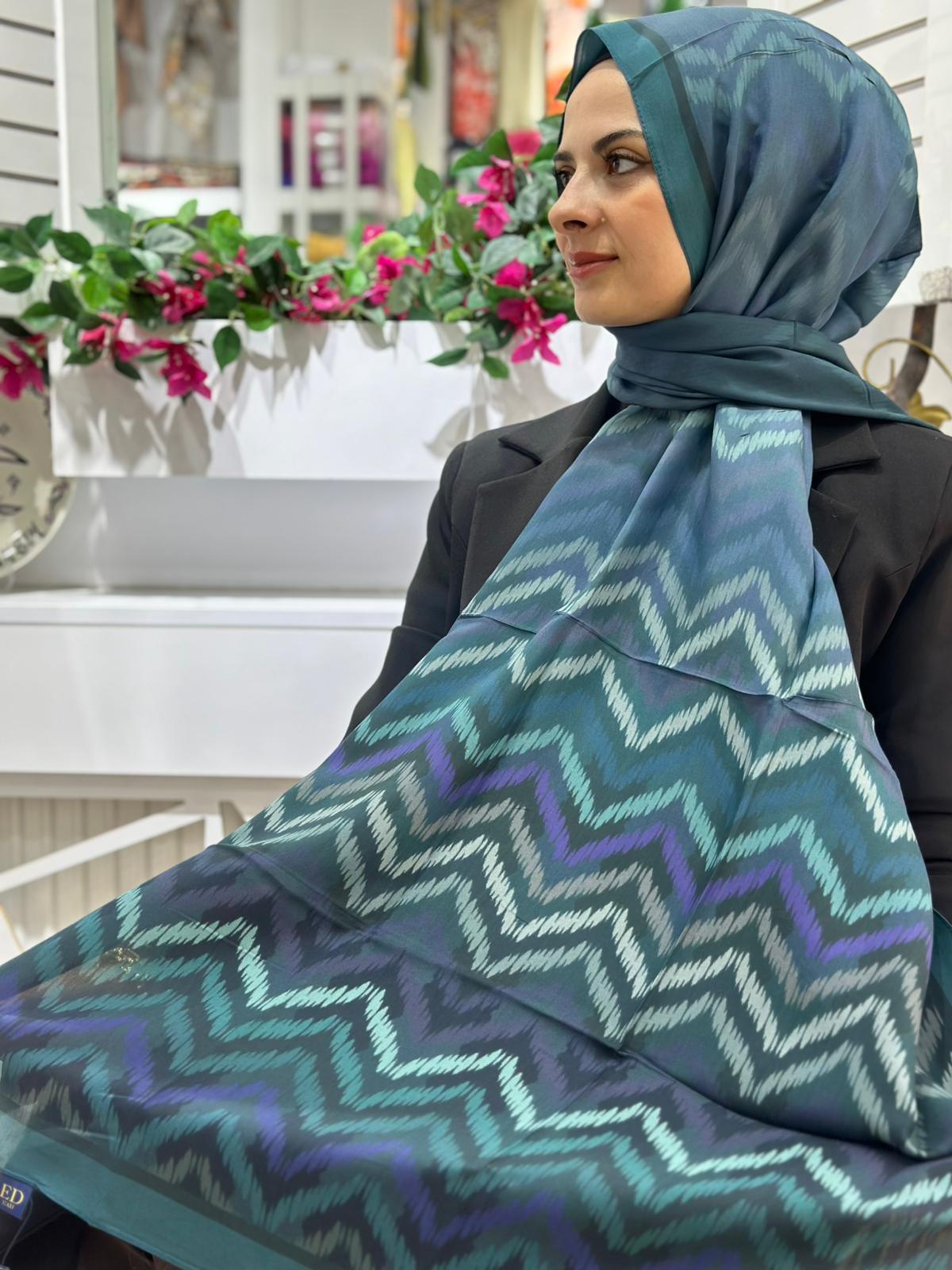 Ed Scarf Desenli Floş Viskon Şal 03