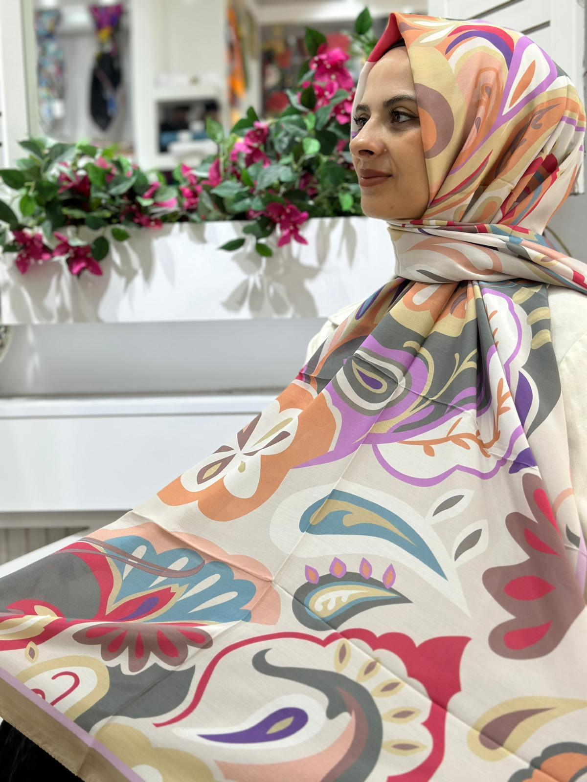 Ed Scarf Desenli Floş Viskon Şal 08