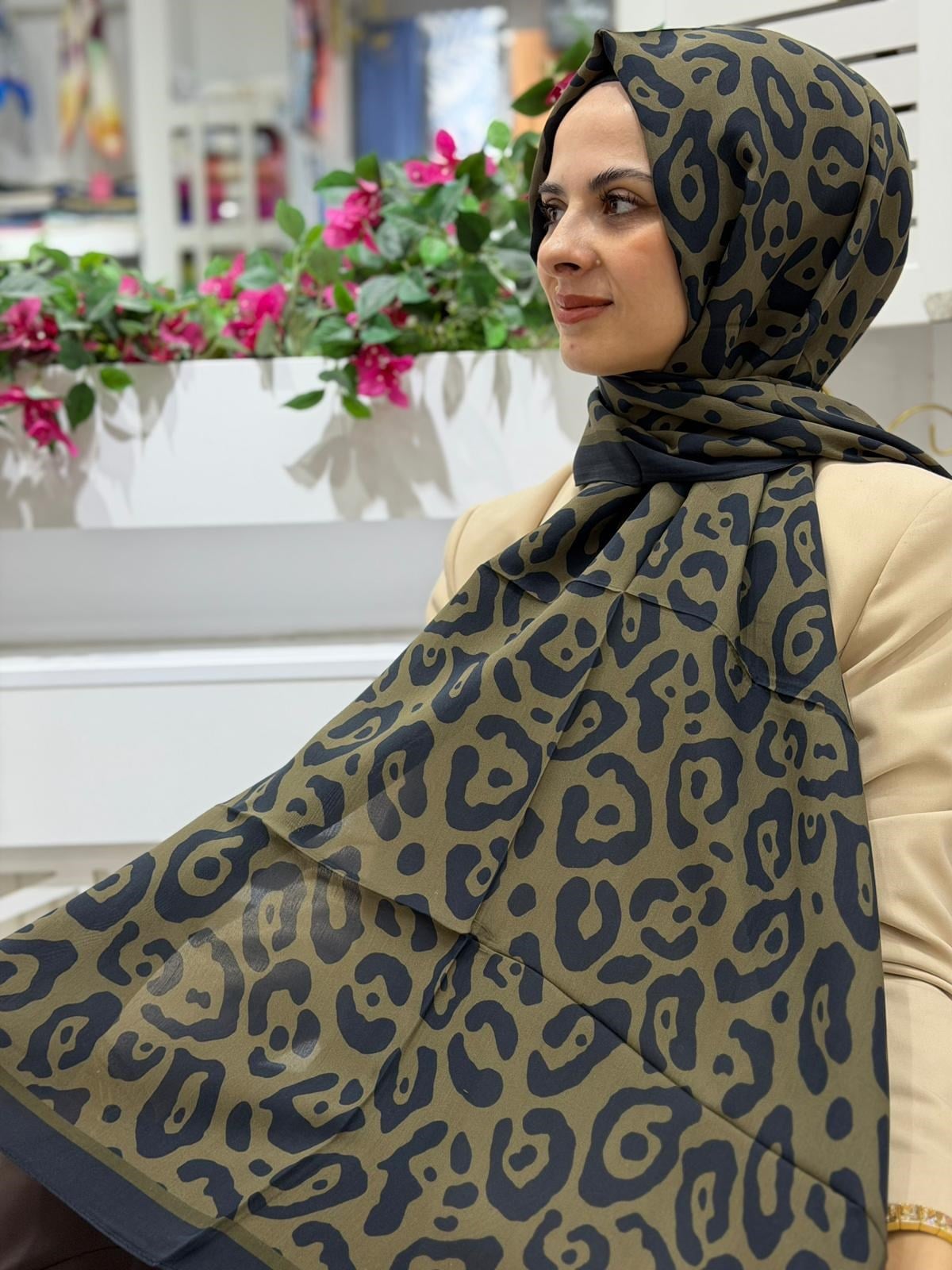 Ed Scarf Leopar Desenli Yeni Sezon Floş Viskon Şal 01