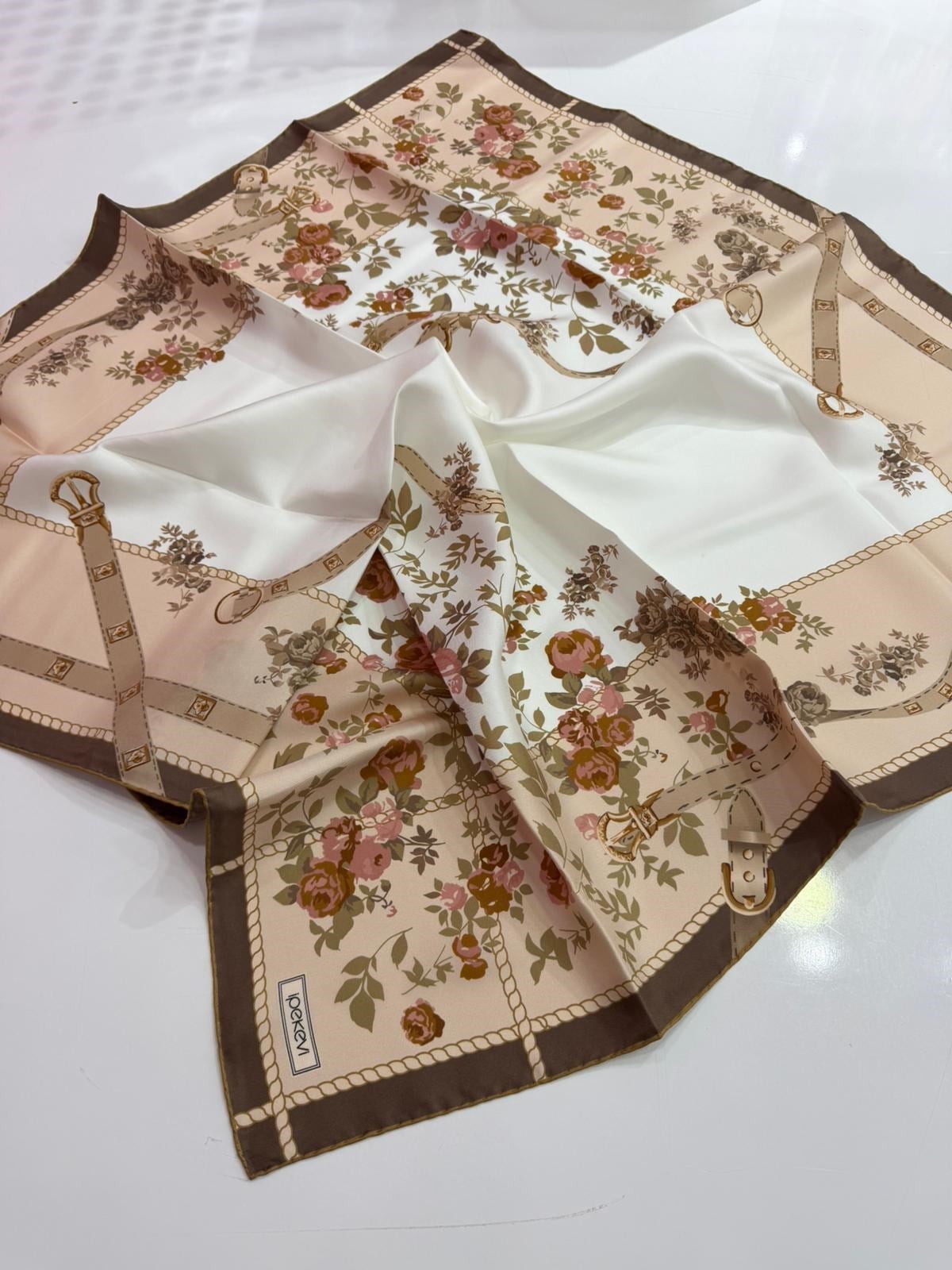 İpekevi Yeni Sezon Desenli Twill İpek Eşarp 02