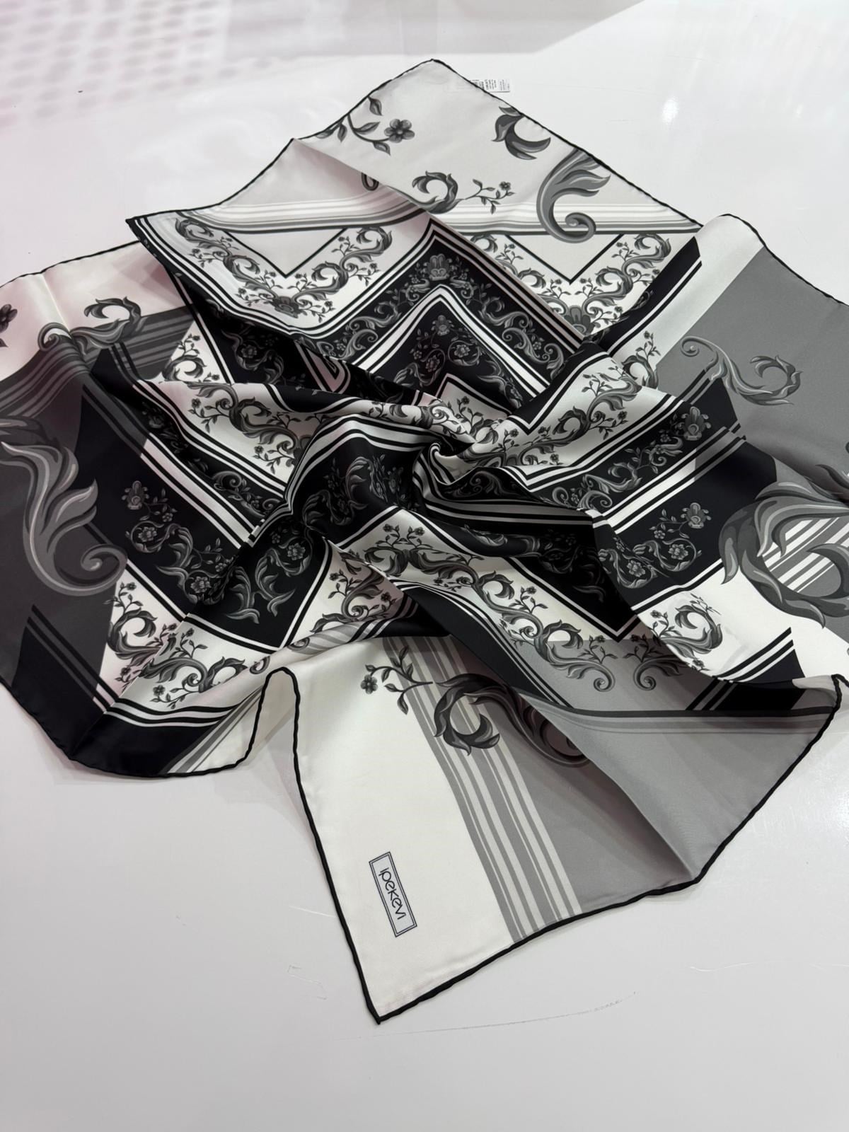 İpekevi Yeni Sezon Desenli Twill İpek Eşarp 01