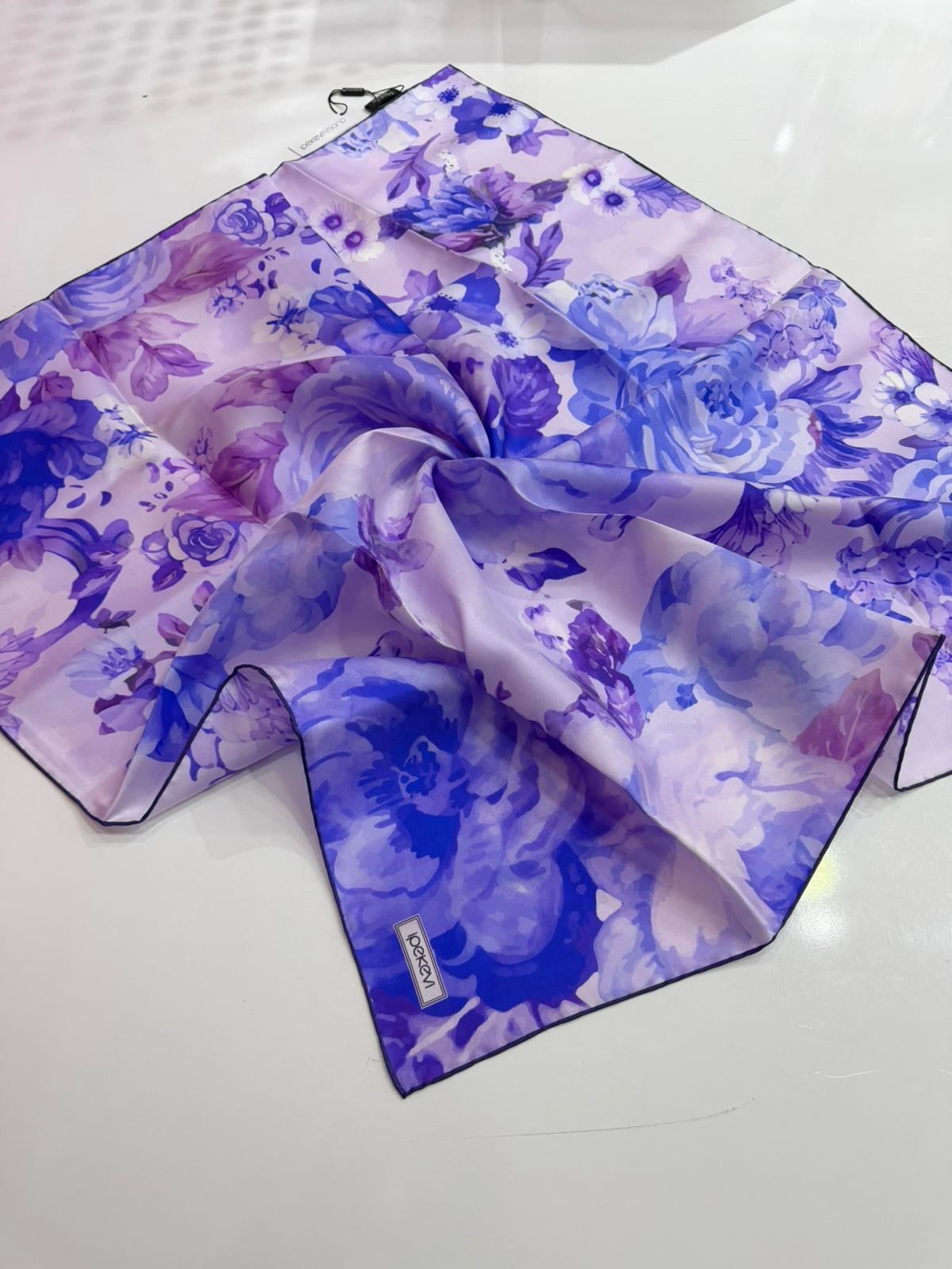 İpekevi Yeni Sezon Desenli Twill İpek Eşarp 02
