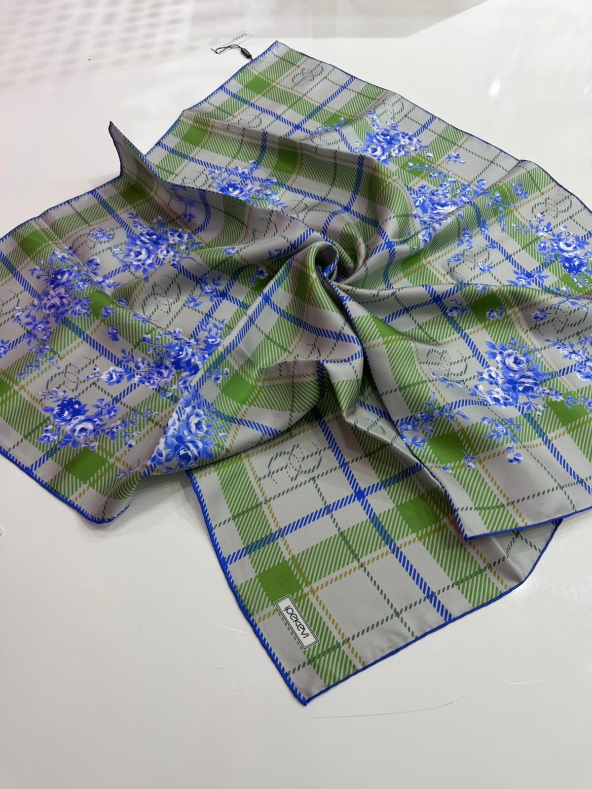 İpekevi Yeni Sezon Desenli Twill İpek Eşarp 01