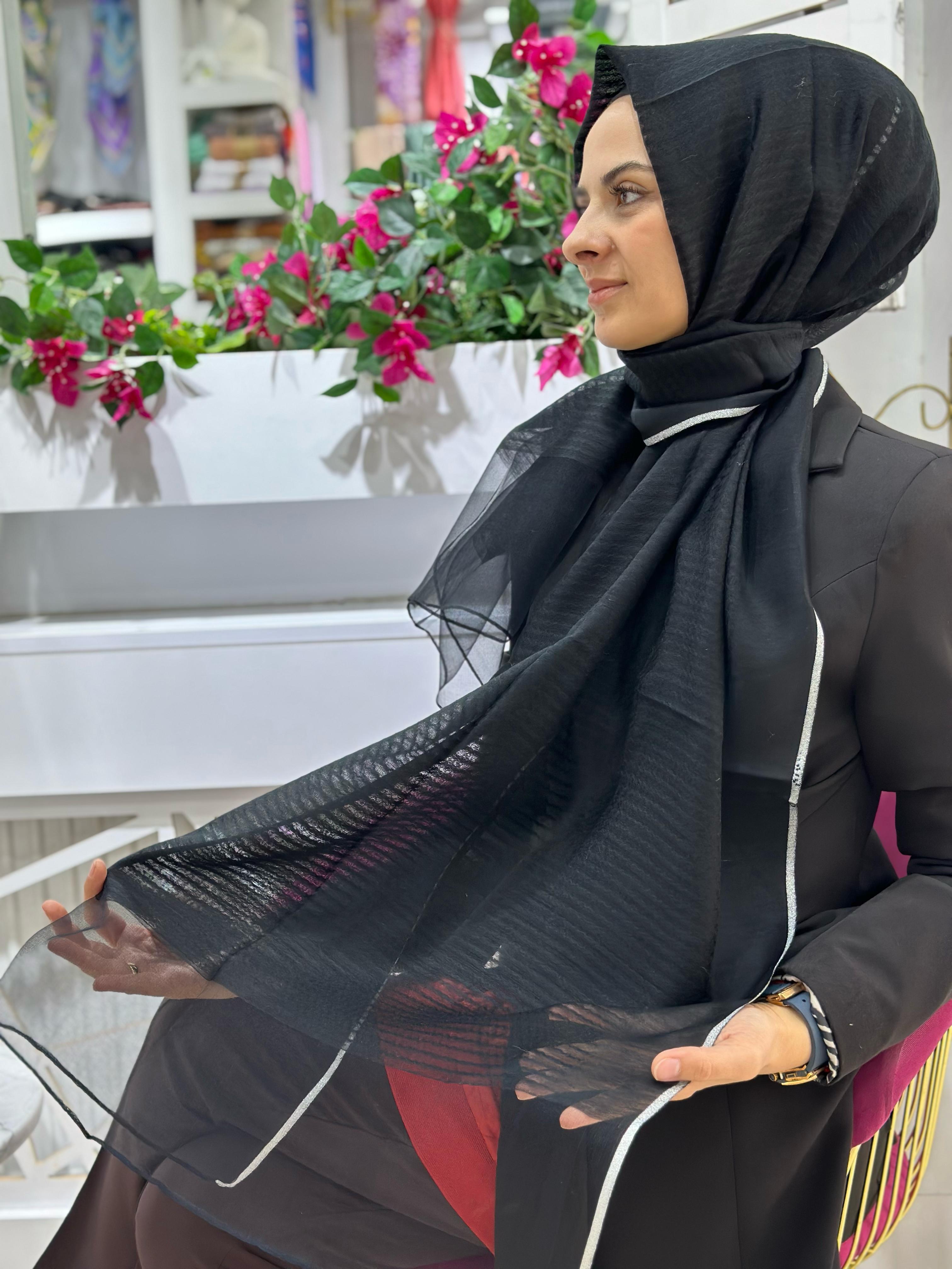 İthal Abiye Şal Siyah Rengi