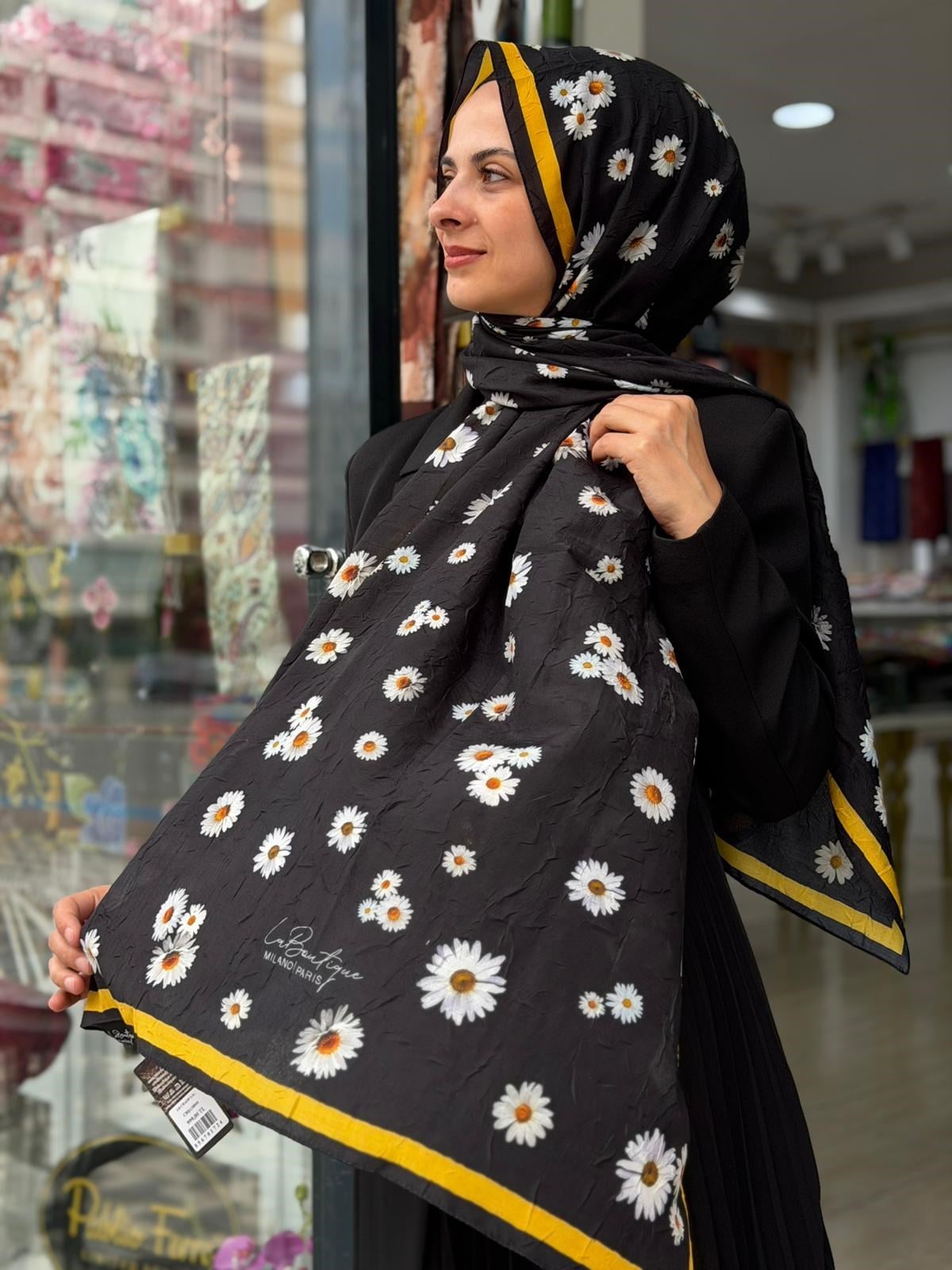 La Boutique Desenli Crush Şal 01