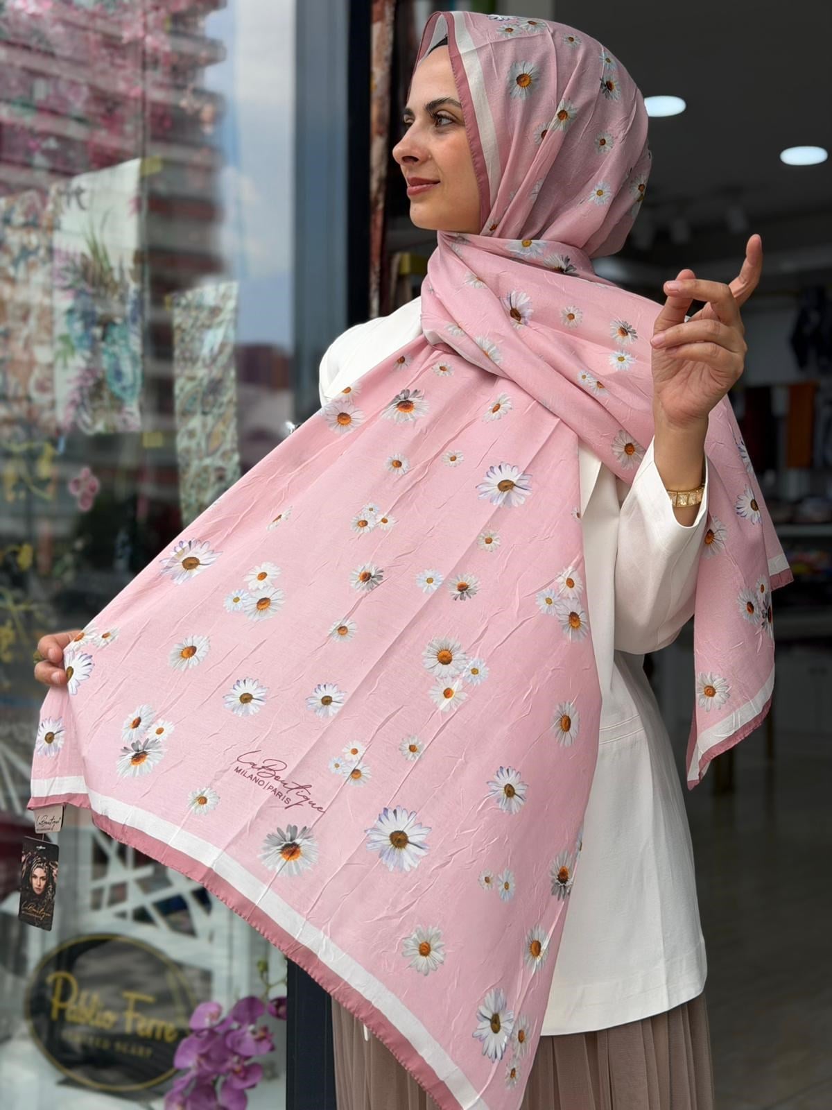 La Boutique Desenli Crush Şal 04