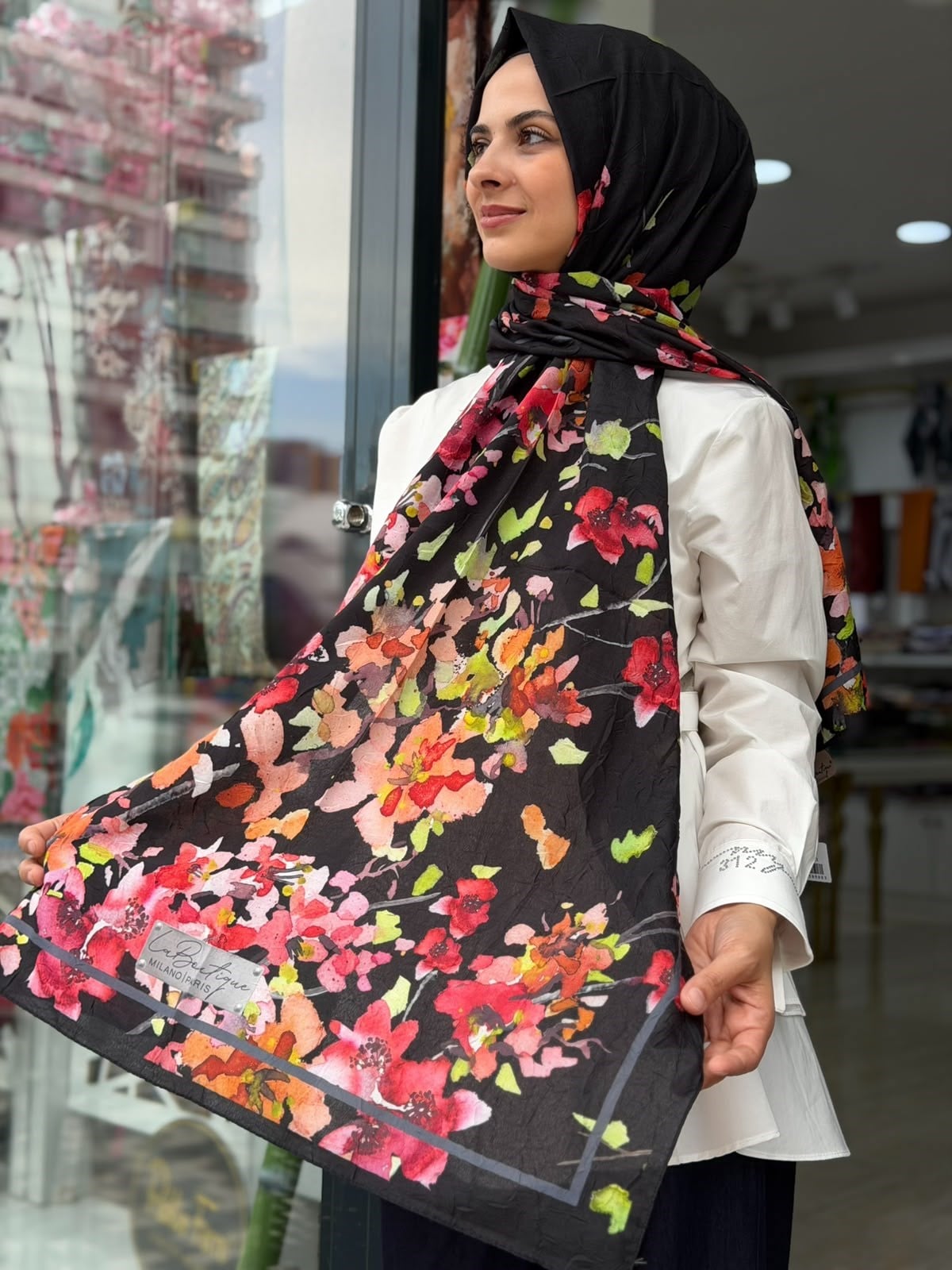 La Boutique Desenli Crush Şal 05