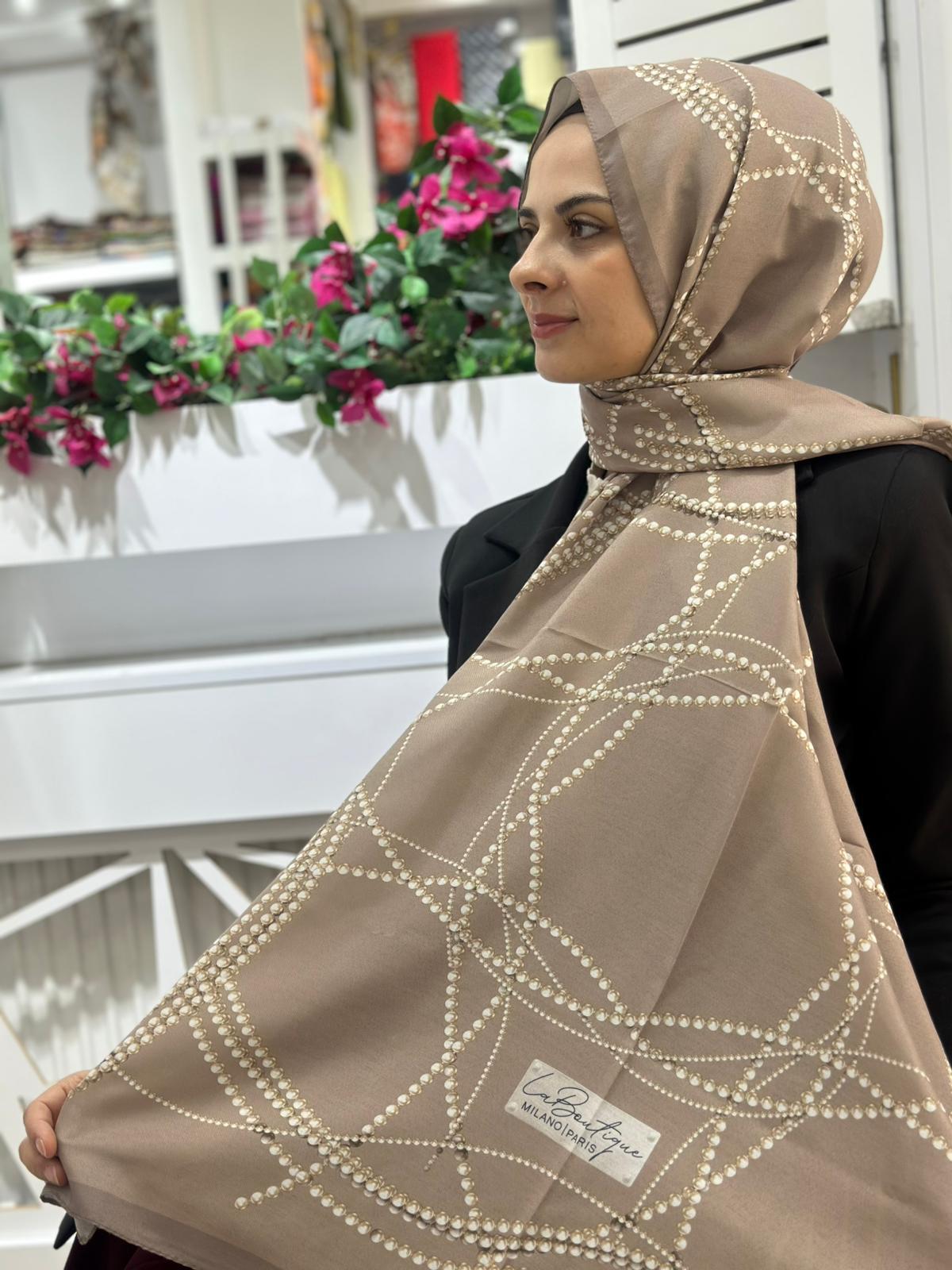 La Boutique Desenli Özel Seri Şal 1808-04