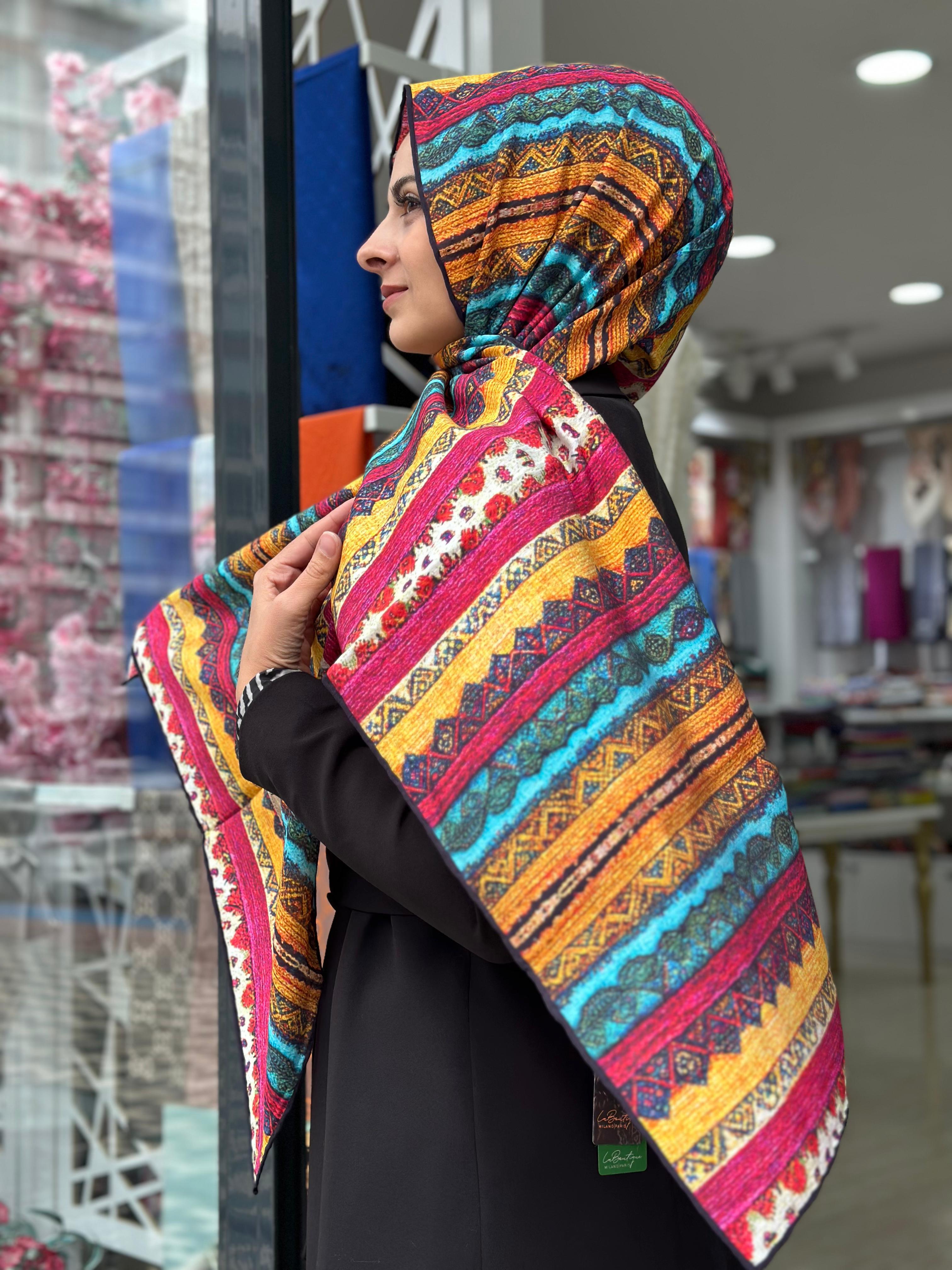 La Boutique Güz Desenli Şal 2240-01