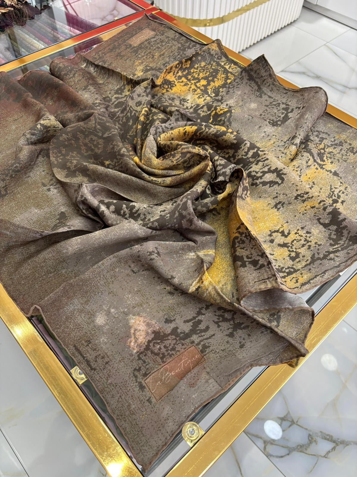 La Boutique Organik Desenli Eşarp 02