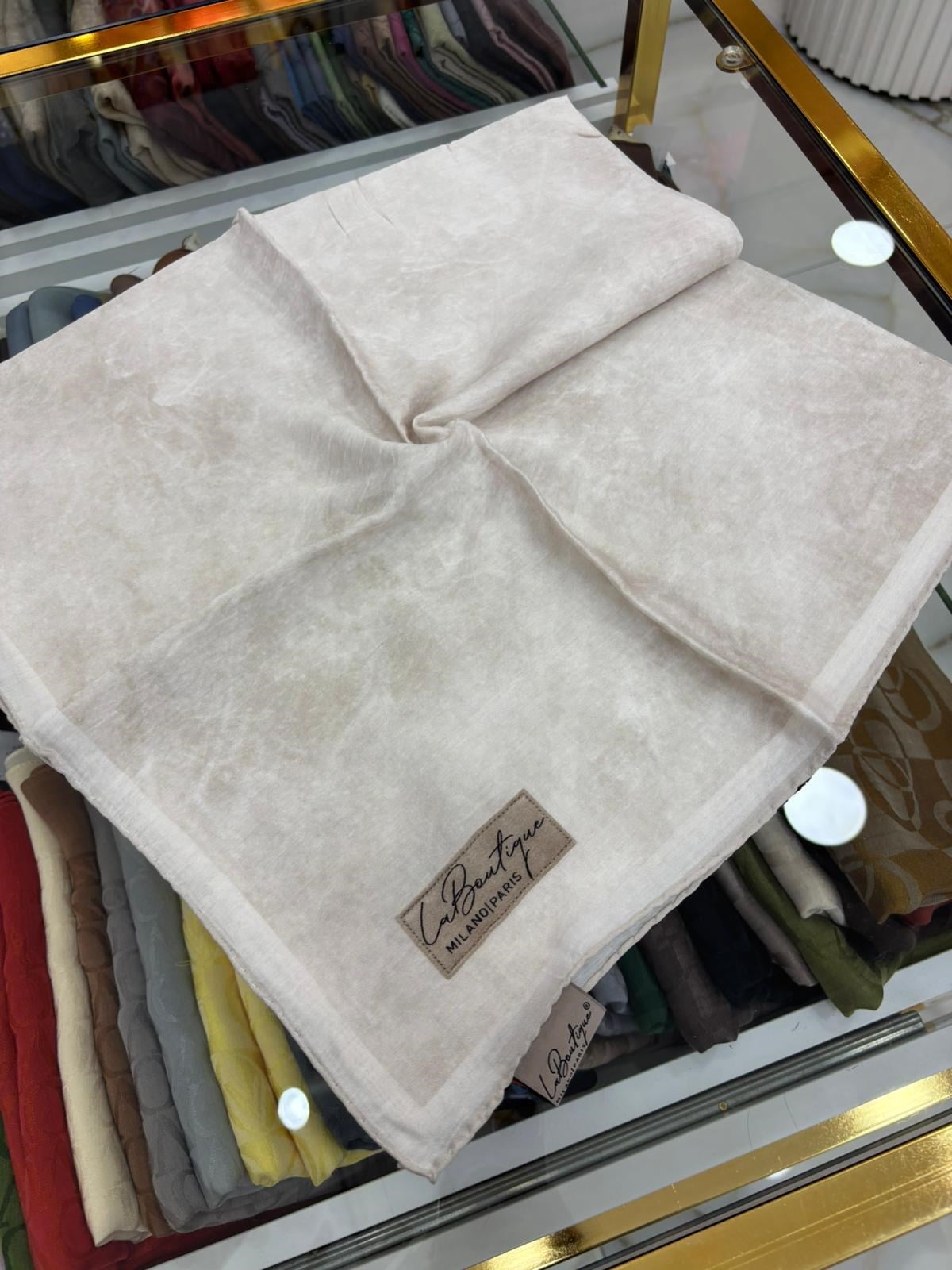 La Boutique Yeni Sezon Bulut Tek Renk Güz Yaz Serinliği Eşarp 7133