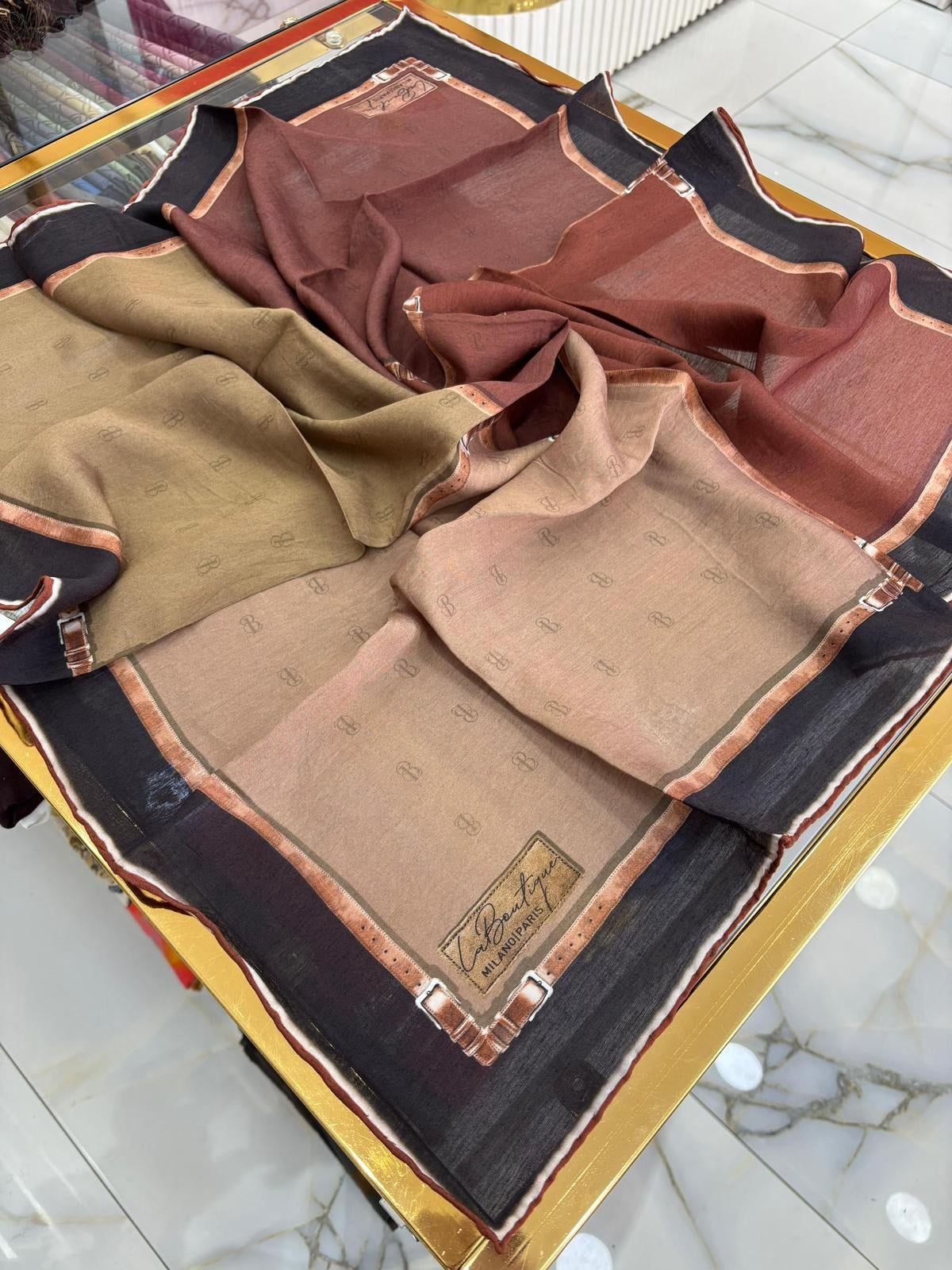 La Boutique Yeni Sezon Desenli Güz Yaz Serinliği Eşarp 01