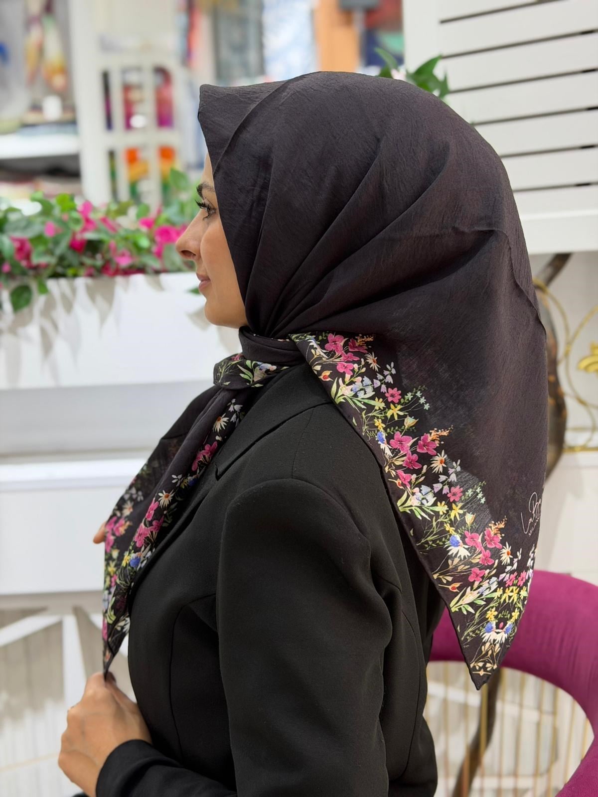La Boutique Yeni Sezon Desenli Güz Yaz Serinliği Eşarp 02