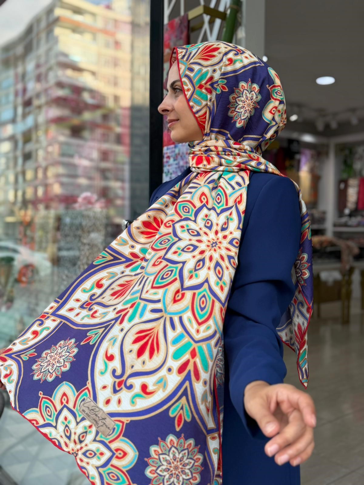 La Boutique Yeni Sezon Desenli Güz Yaz Serinliği Şal 02